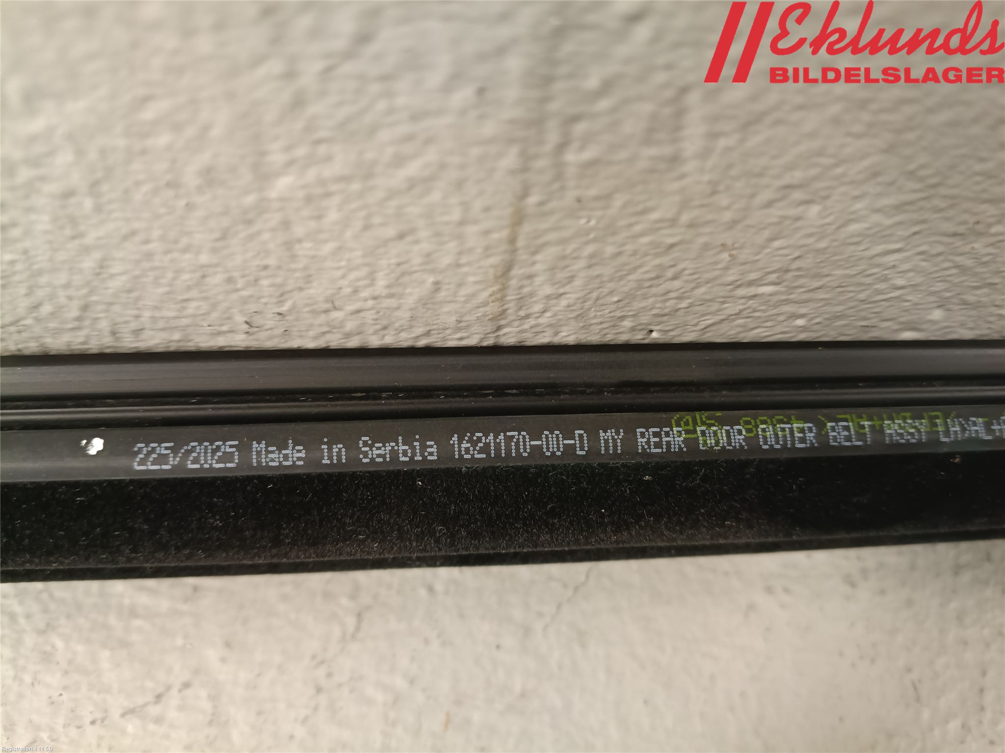 Tesla MODEL Y 21- Dörr Dekorlist Bak Vä