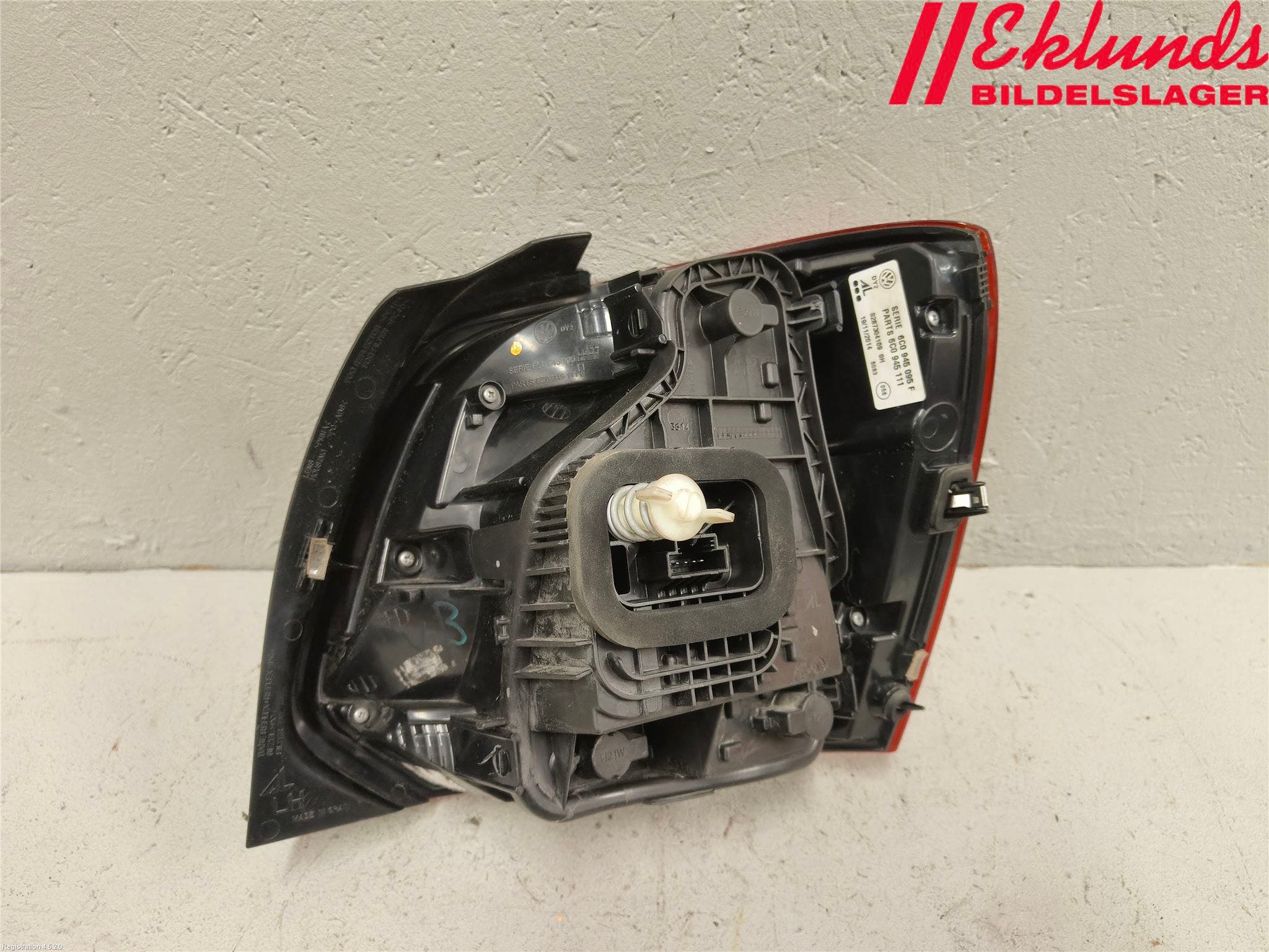 Volkswagen VW POLO 10-17 Bakljus Vänster