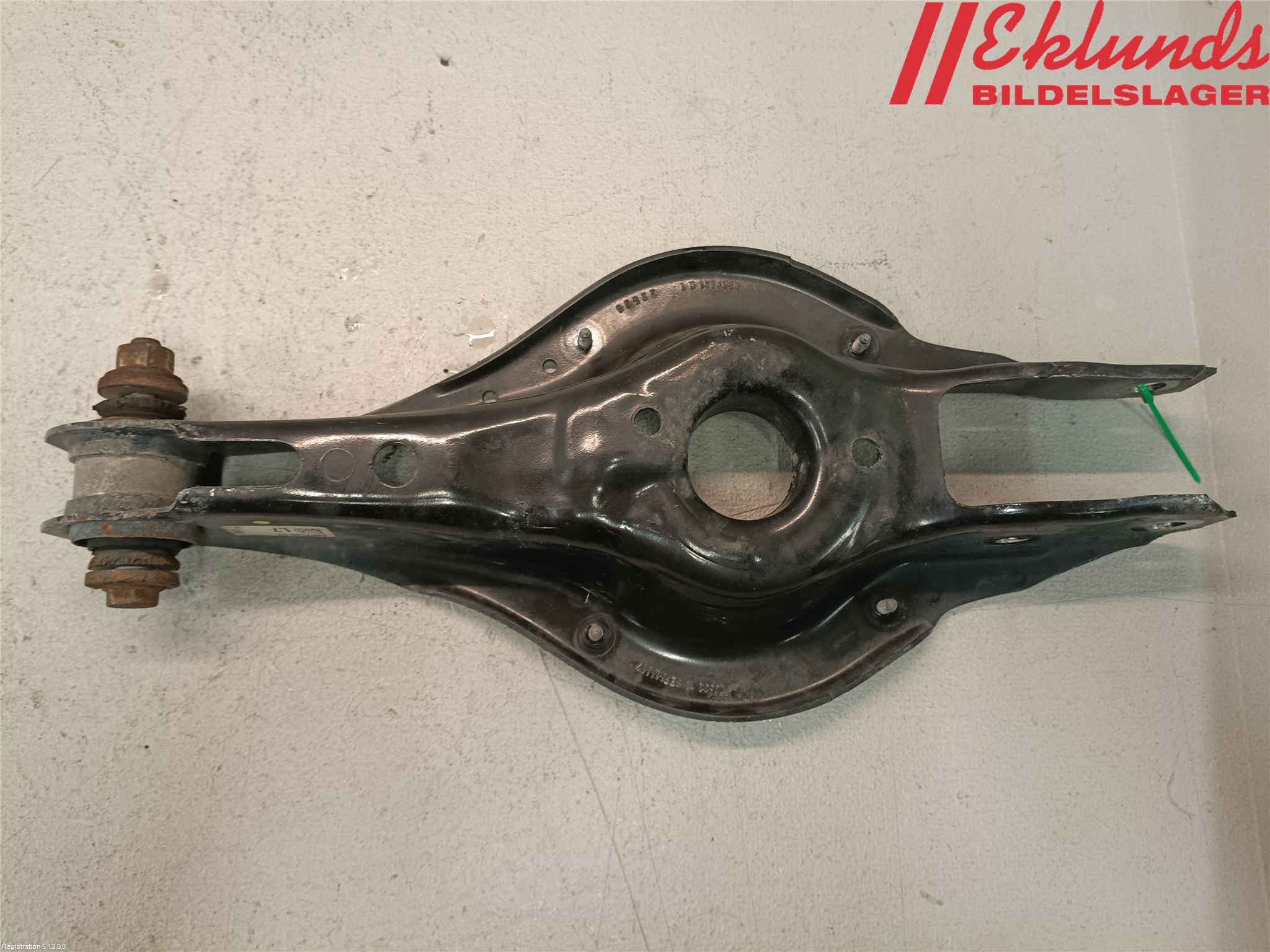 BMW 1 F20/F21 11-19 Bärarm Bak Höger