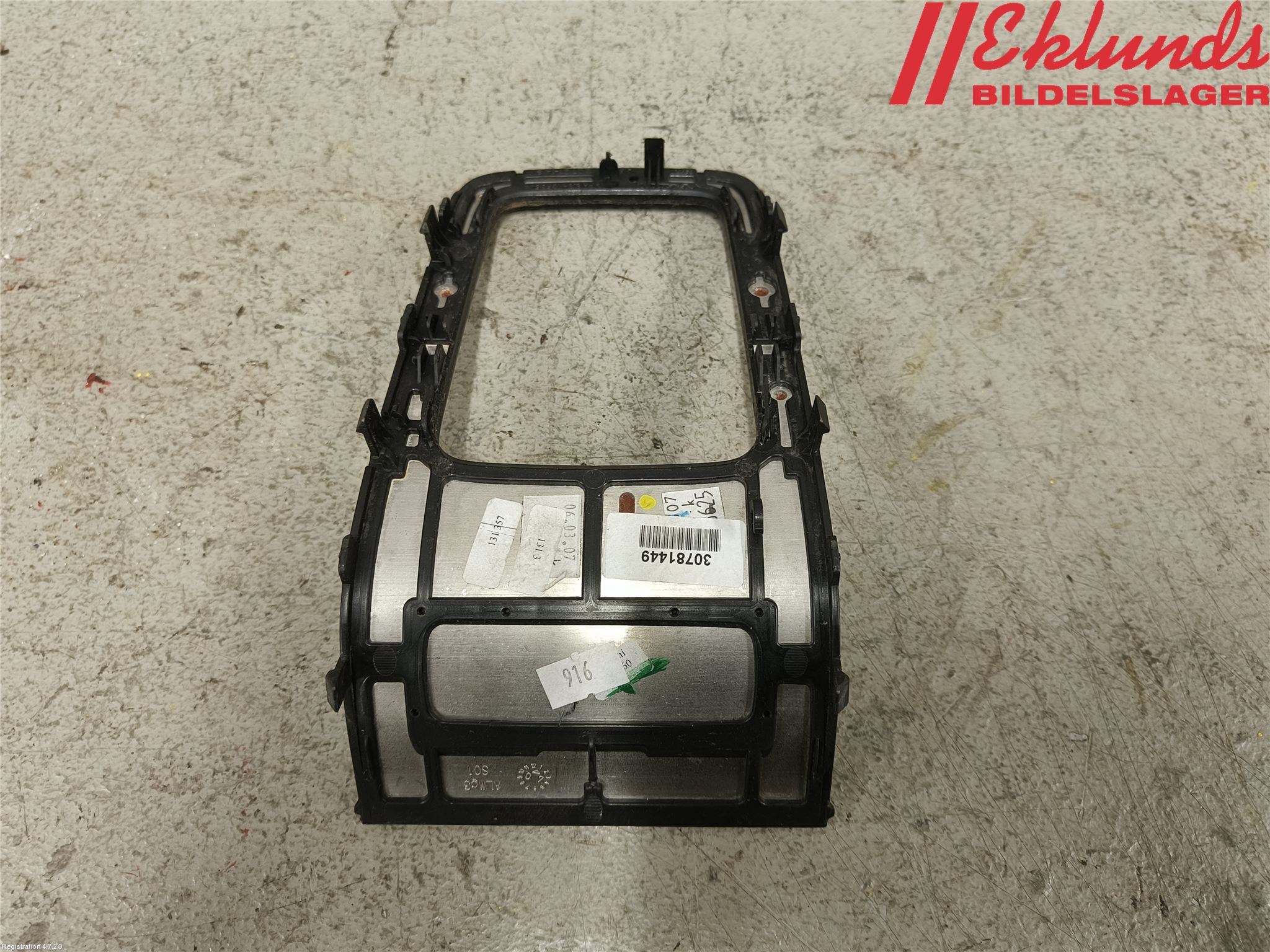 Volvo S80 07-13 Instrumentkonsoll Mitt