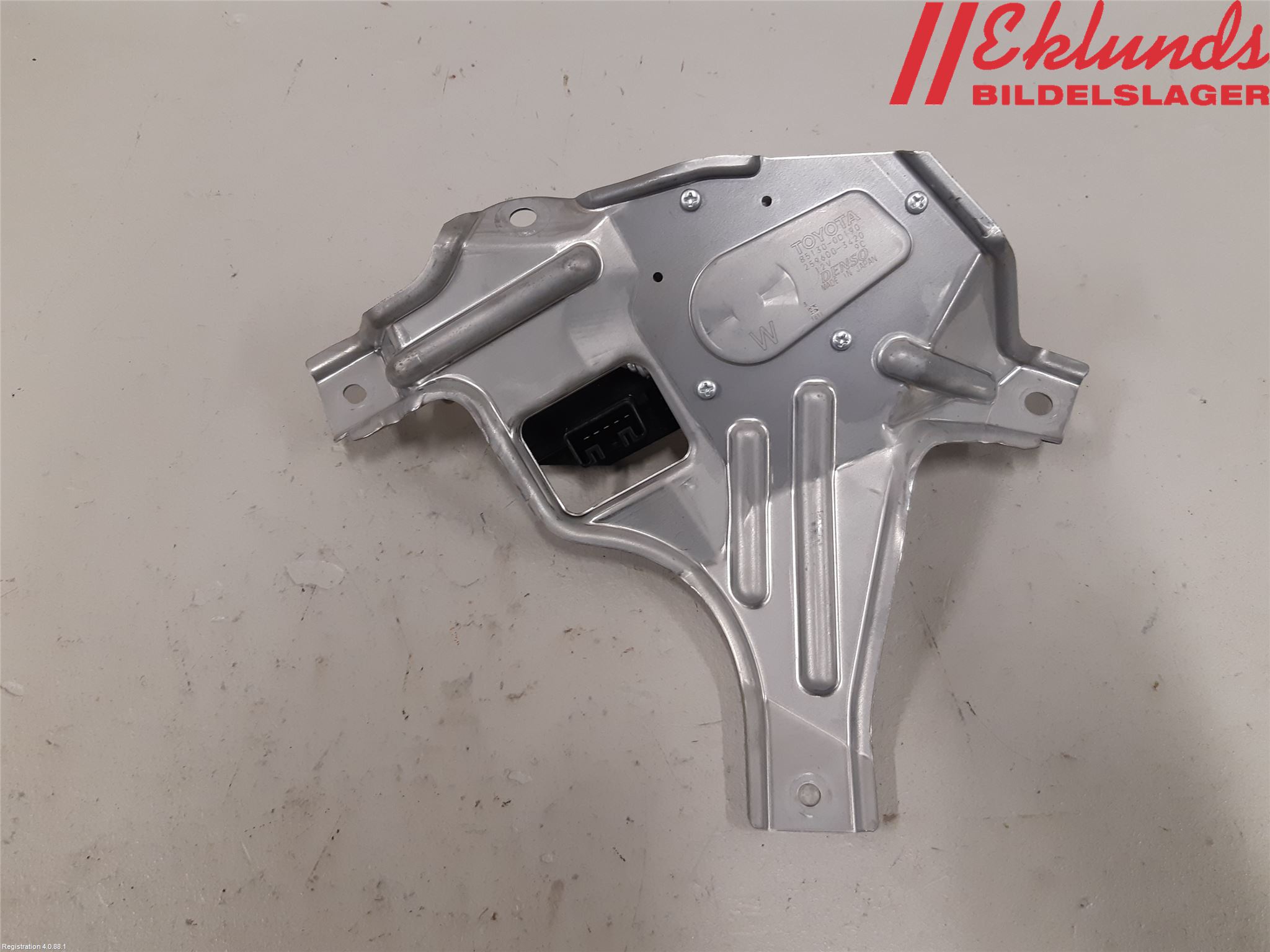 Toyota YARIS XP130 15-20 Torkarmotor Baklucka