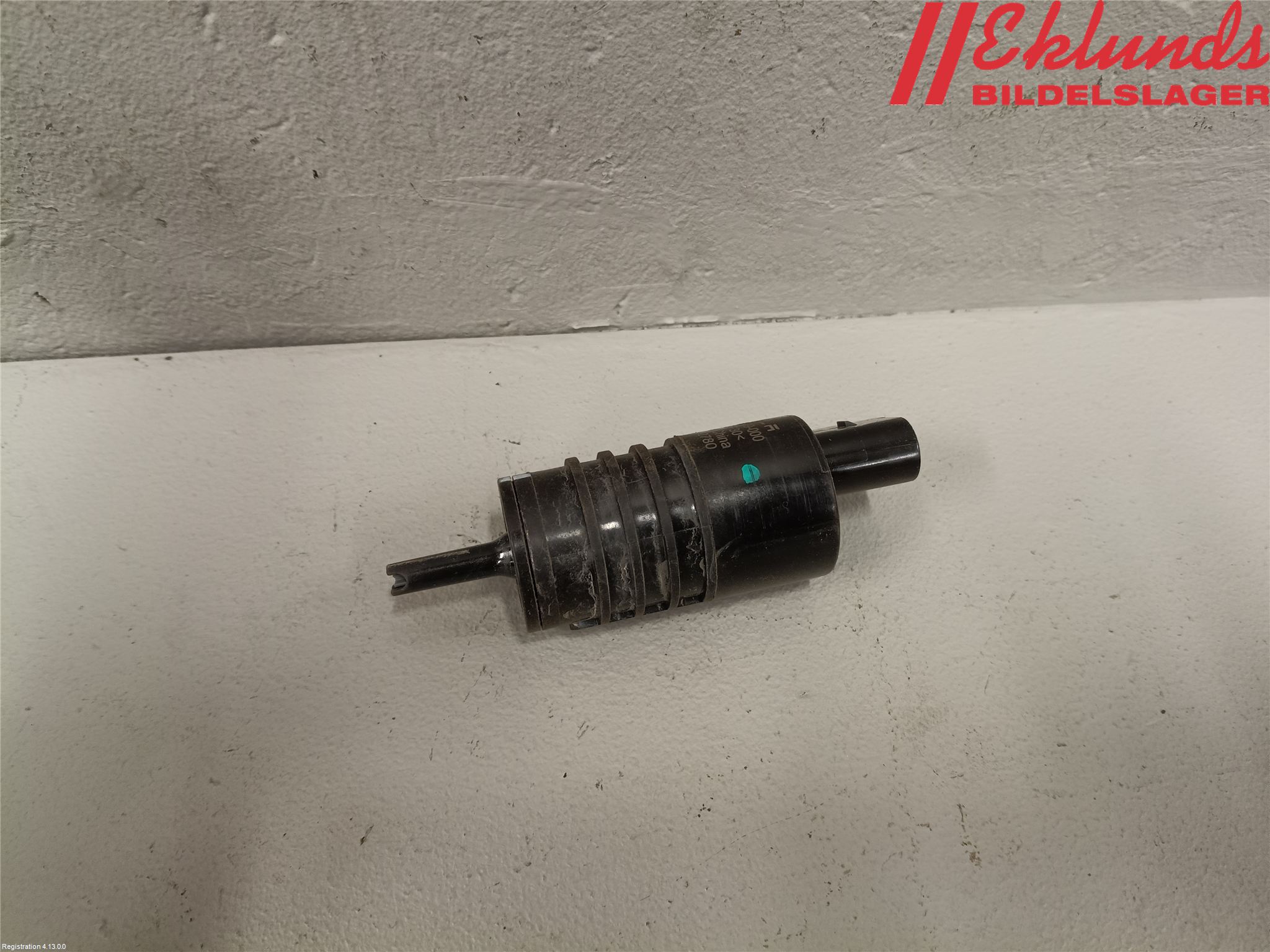 Tesla MODEL 3 17- Spolarpump Vindruta