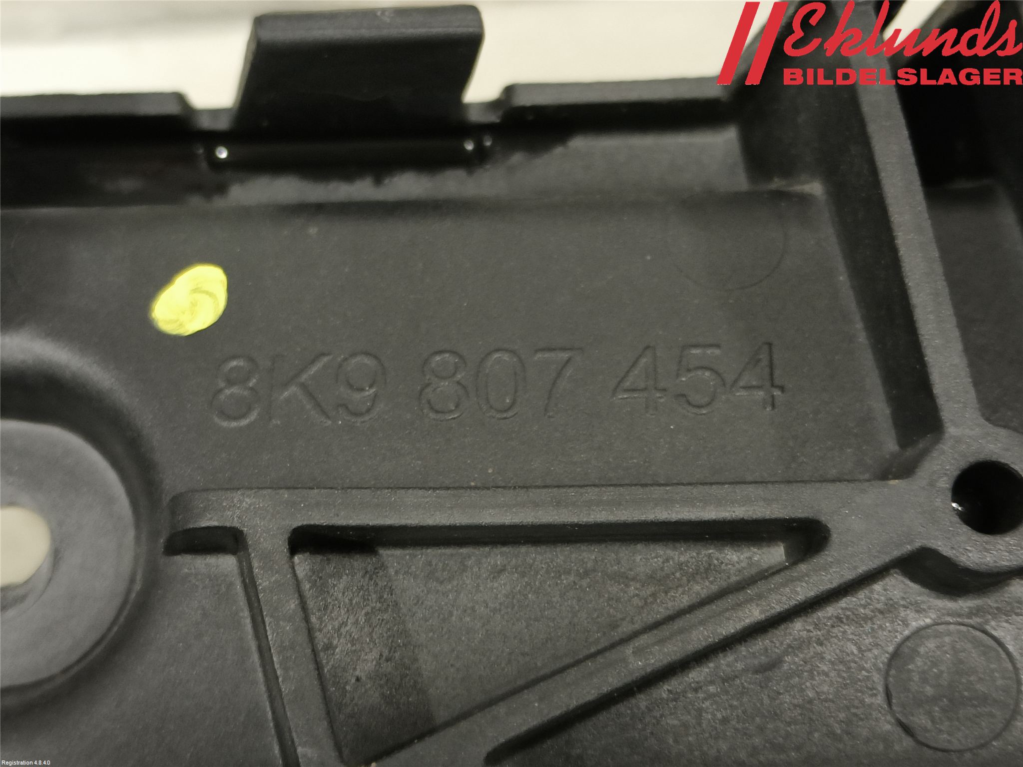 Audi A4/S4 08-11 Stötfångarfäste Bak Hö