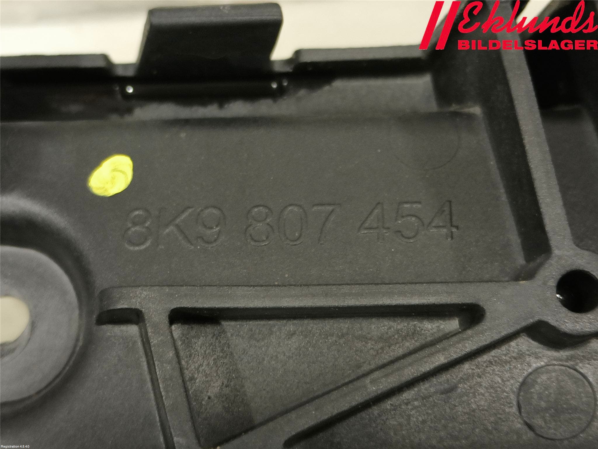 Audi A4/S4 08-11 Stötfångarfäste Bak Hö