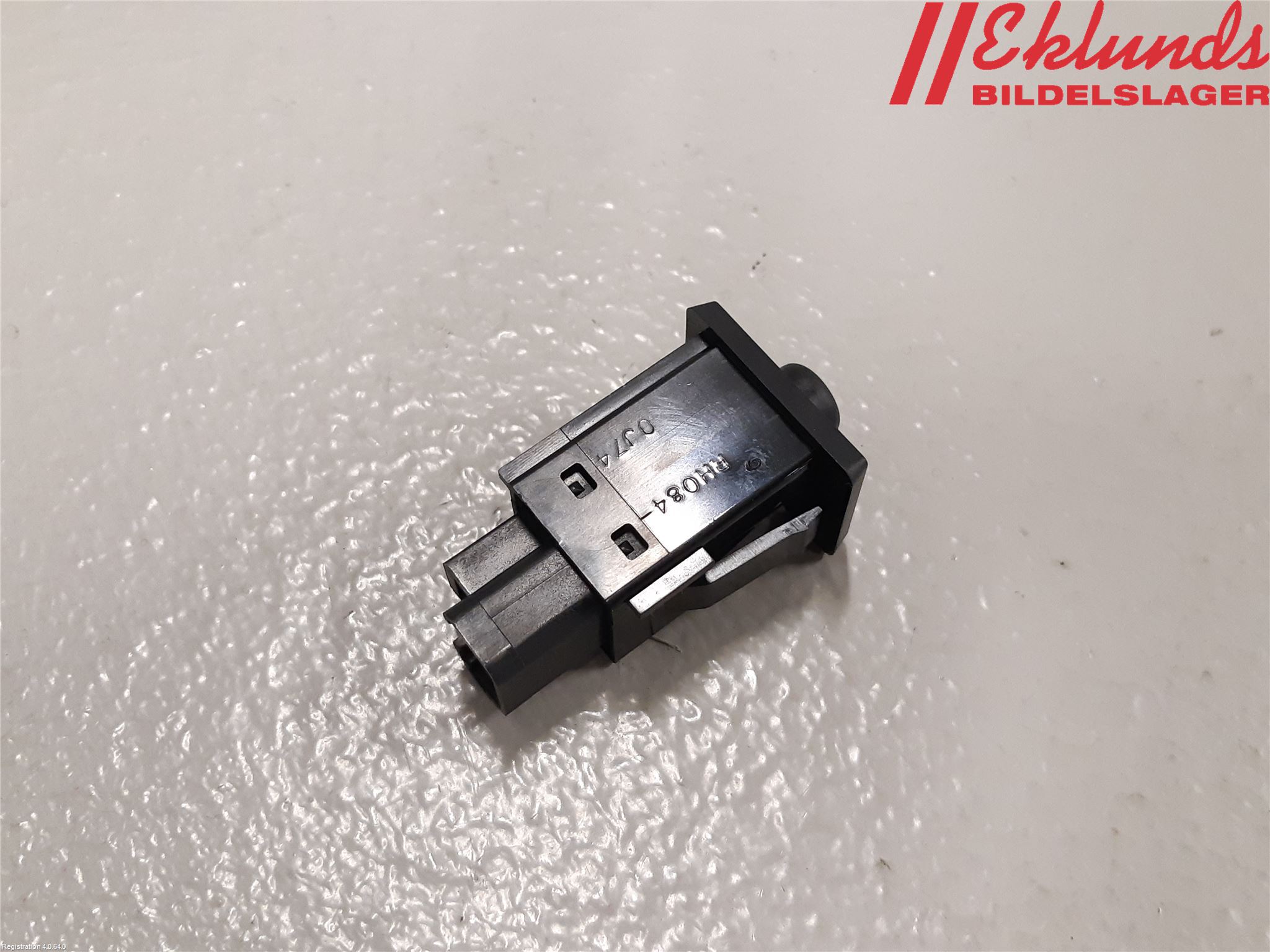 Toyota YARIS XP130 15-20 Strömställare Däcktryckskontroll