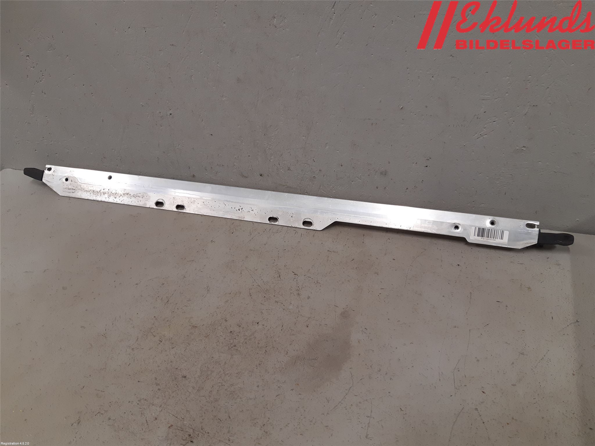 Volvo V90 17->> Fjäderbensstag