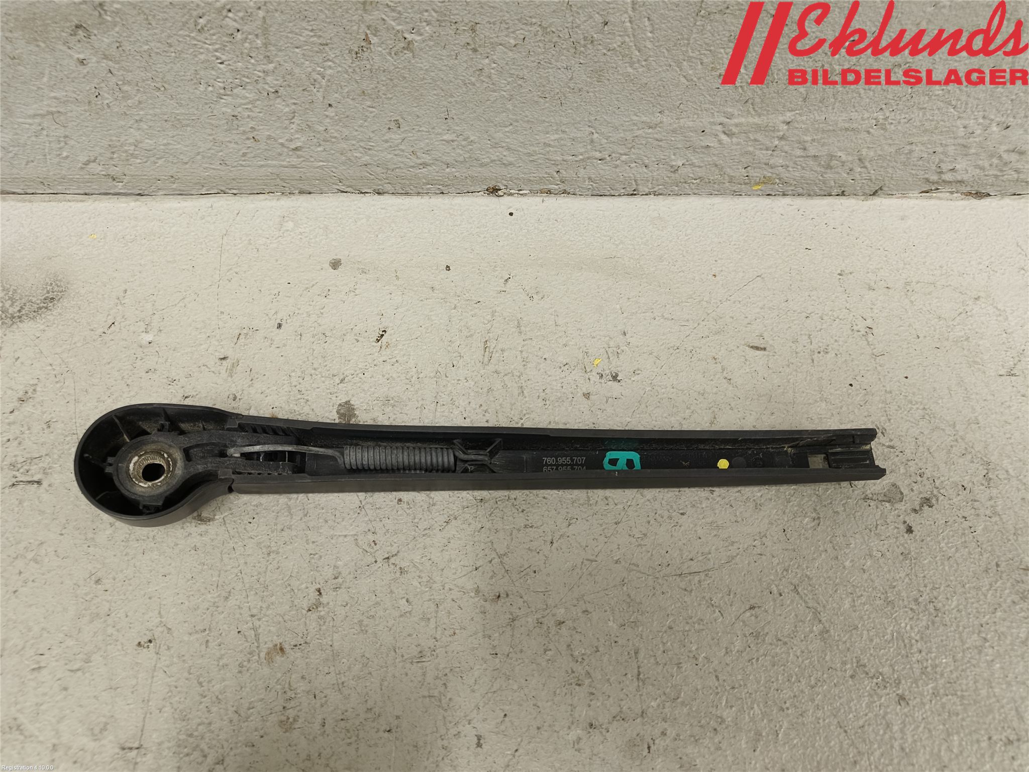 Skoda SCALA 19- Torkararm-Bakruta