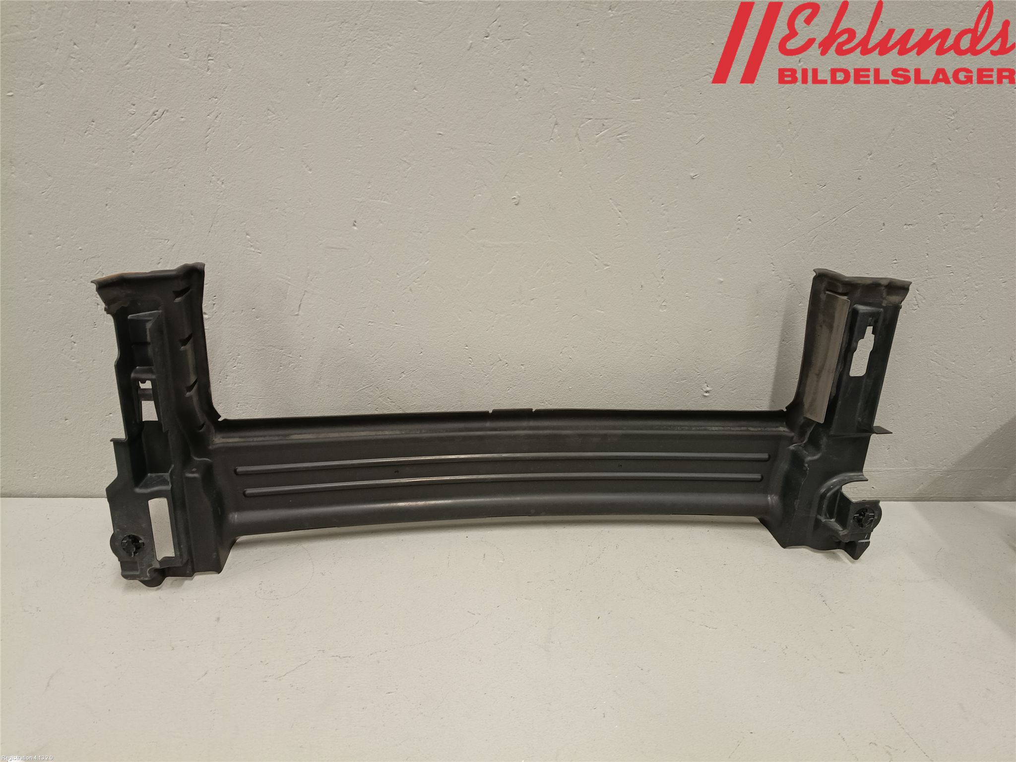Volvo V40 12-19 Deflektor Plåt-Plast Kylning