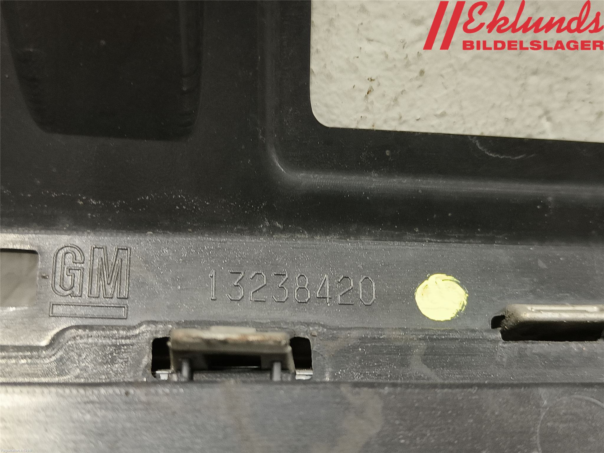 Opel INSIGNIA 09-16 Grill Komp