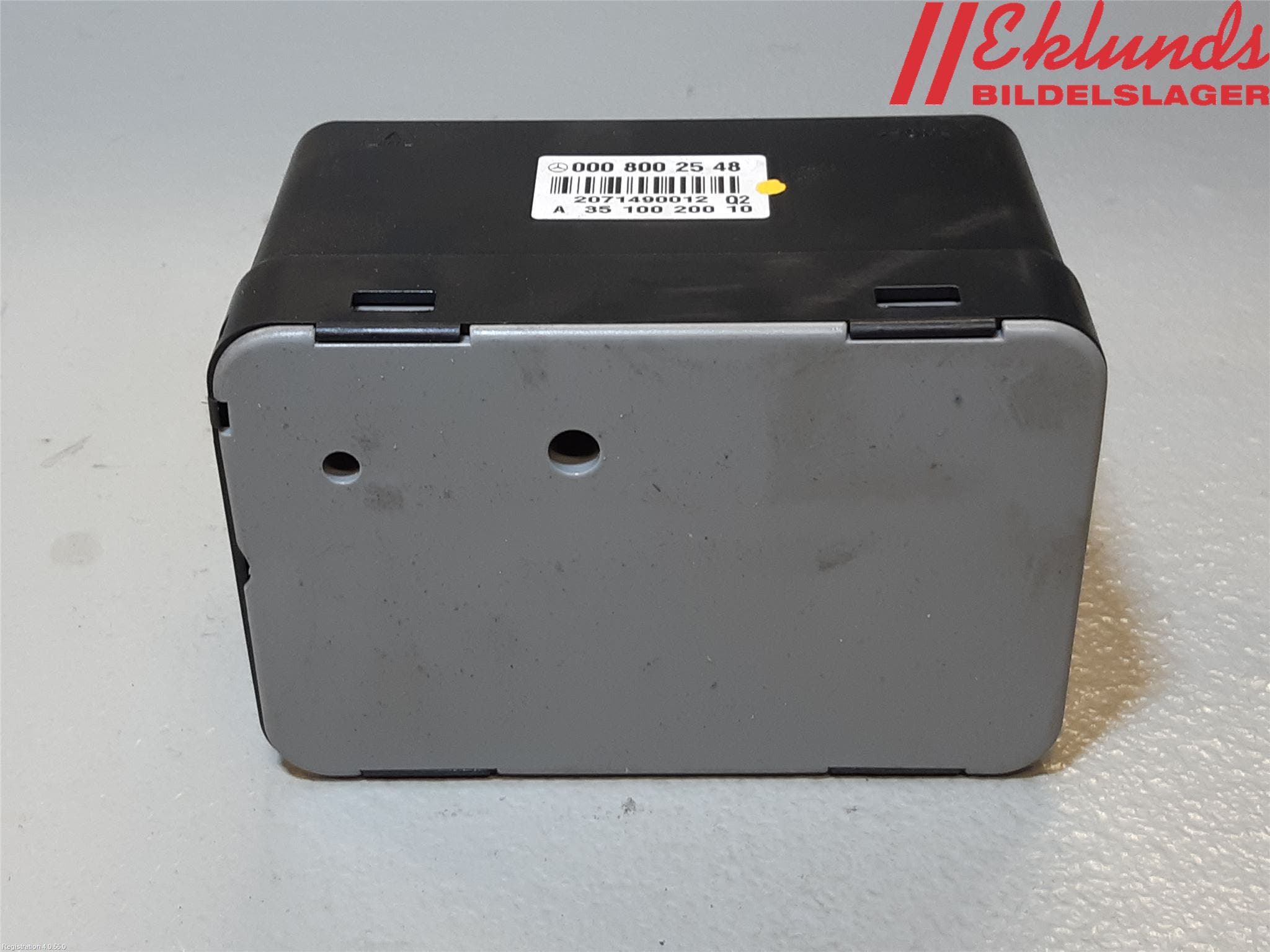 Mercedes-Benz MB E-KLASS (W211) 02-09 Centrallås Vakuumpump