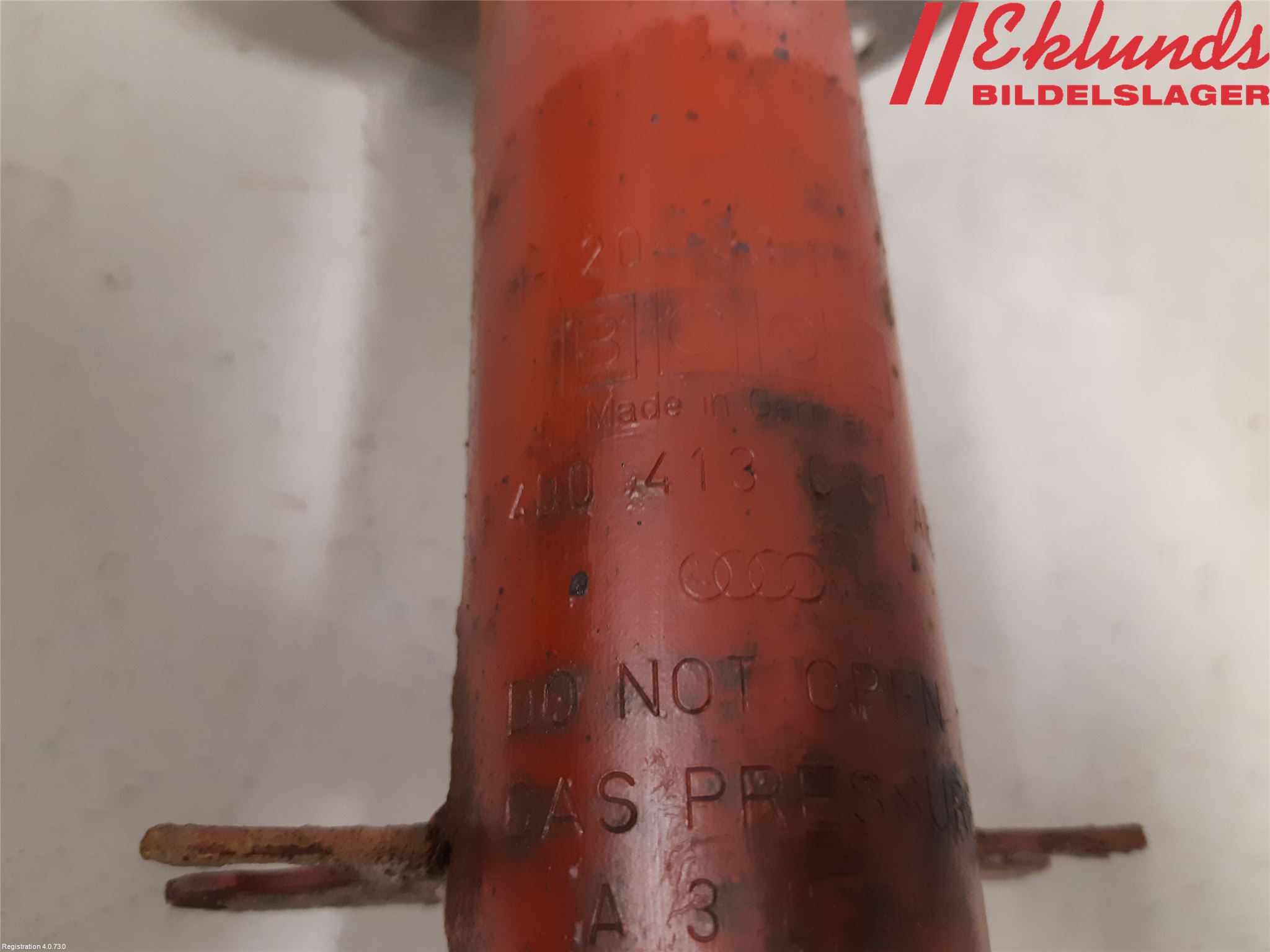 Audi A8/S8 4D 94-02 Fjäderben Fram Höger