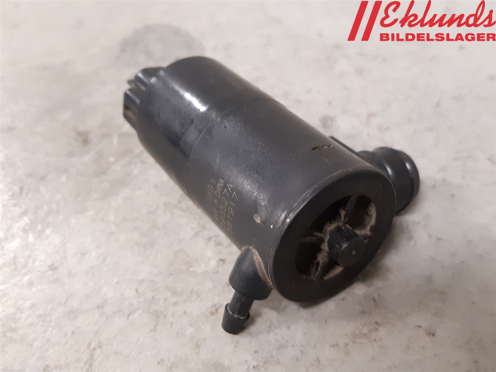 Toyota AVENSIS 09-15 Spolarpump Baklucka