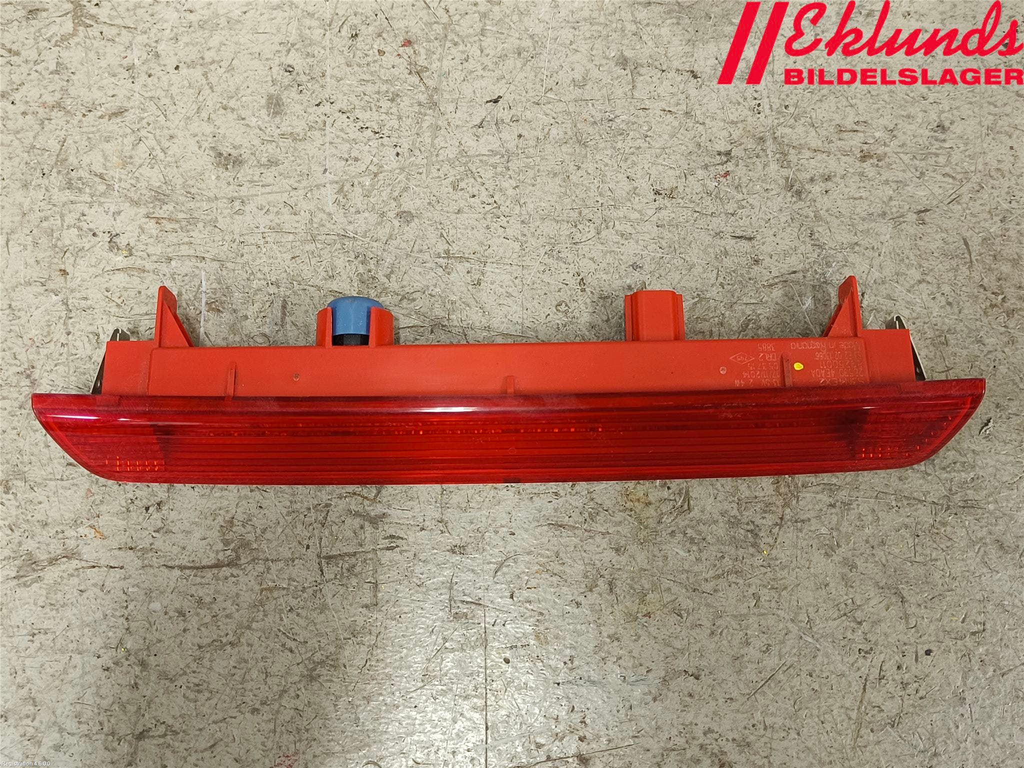 Nissan QASHQAI 14-17 Bromsljus Bakruta