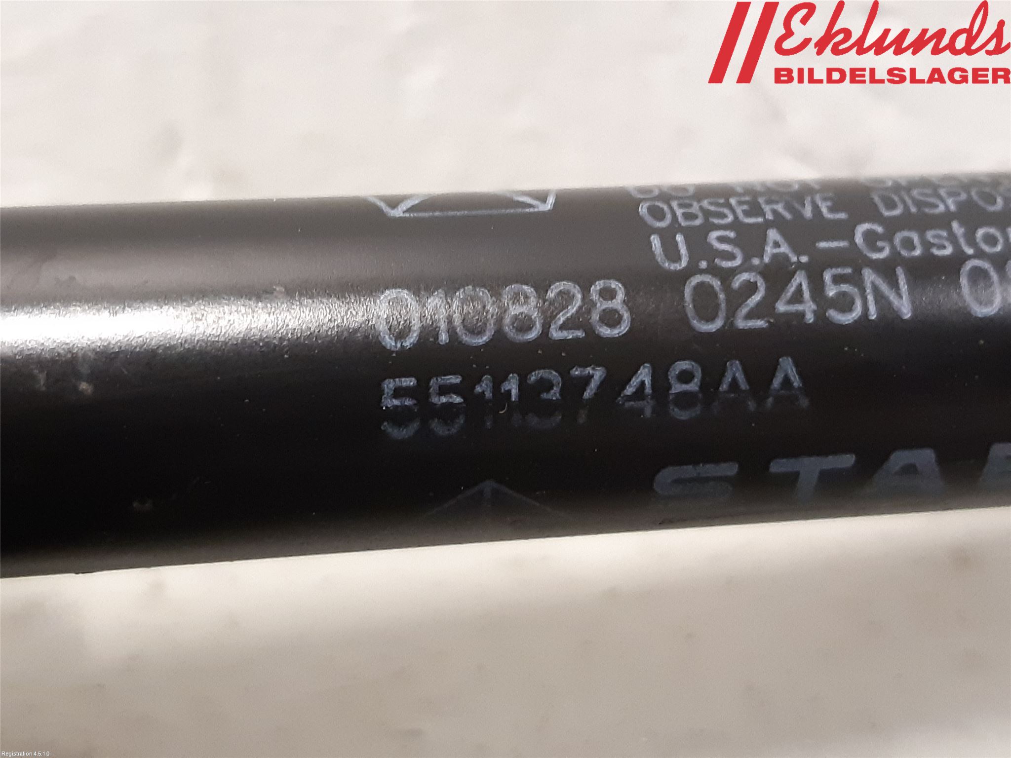 Dodge DURANGO Gasfjäder Motorhuv