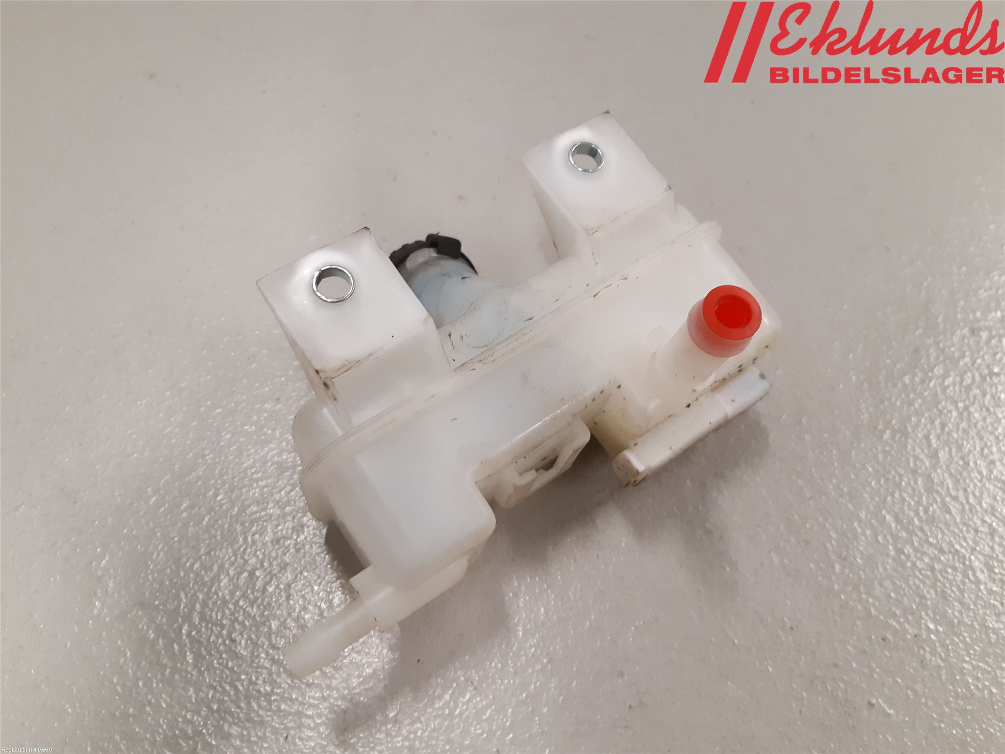 Nissan NV200/NV200 COMBI Bromsvätskebehållare