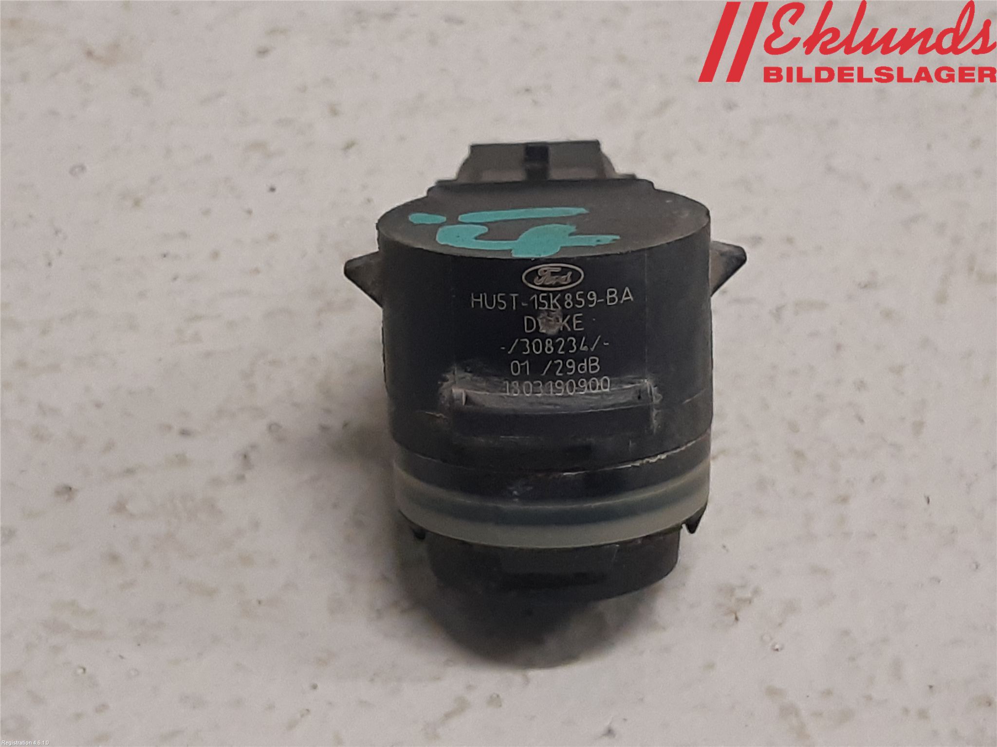 Ford TRANSIT/TOURNEO CUSTOM 13-24 Parkeringshjälp Frontsensor