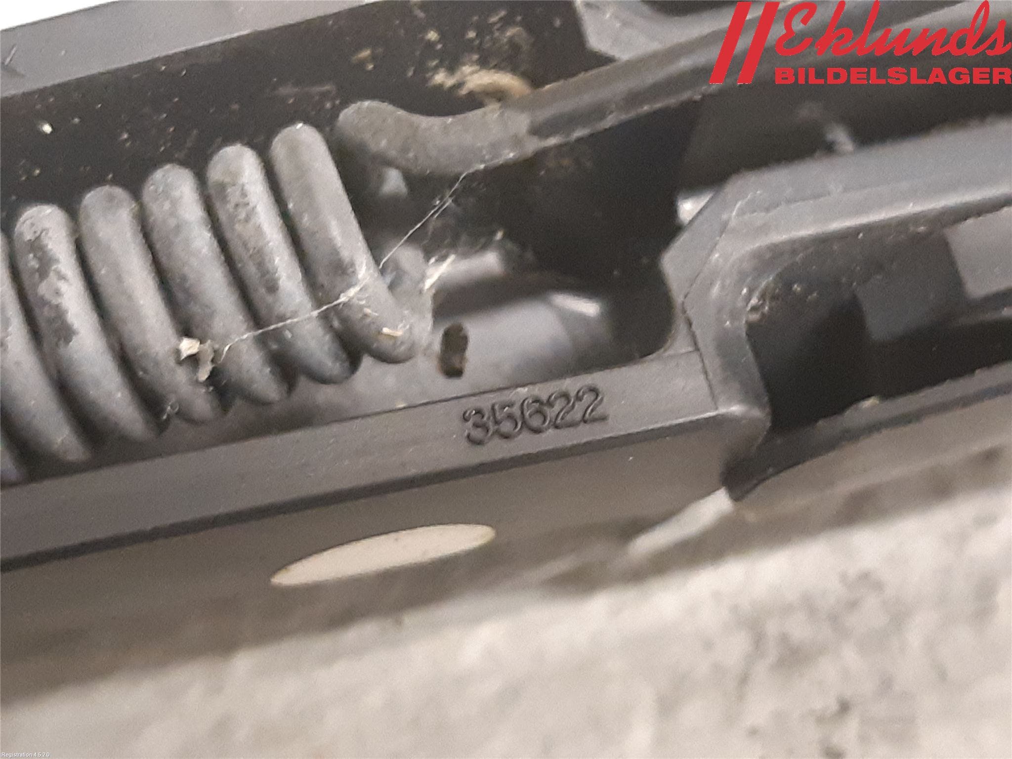 Subaru XV 12-17 Torkararm-Bakruta