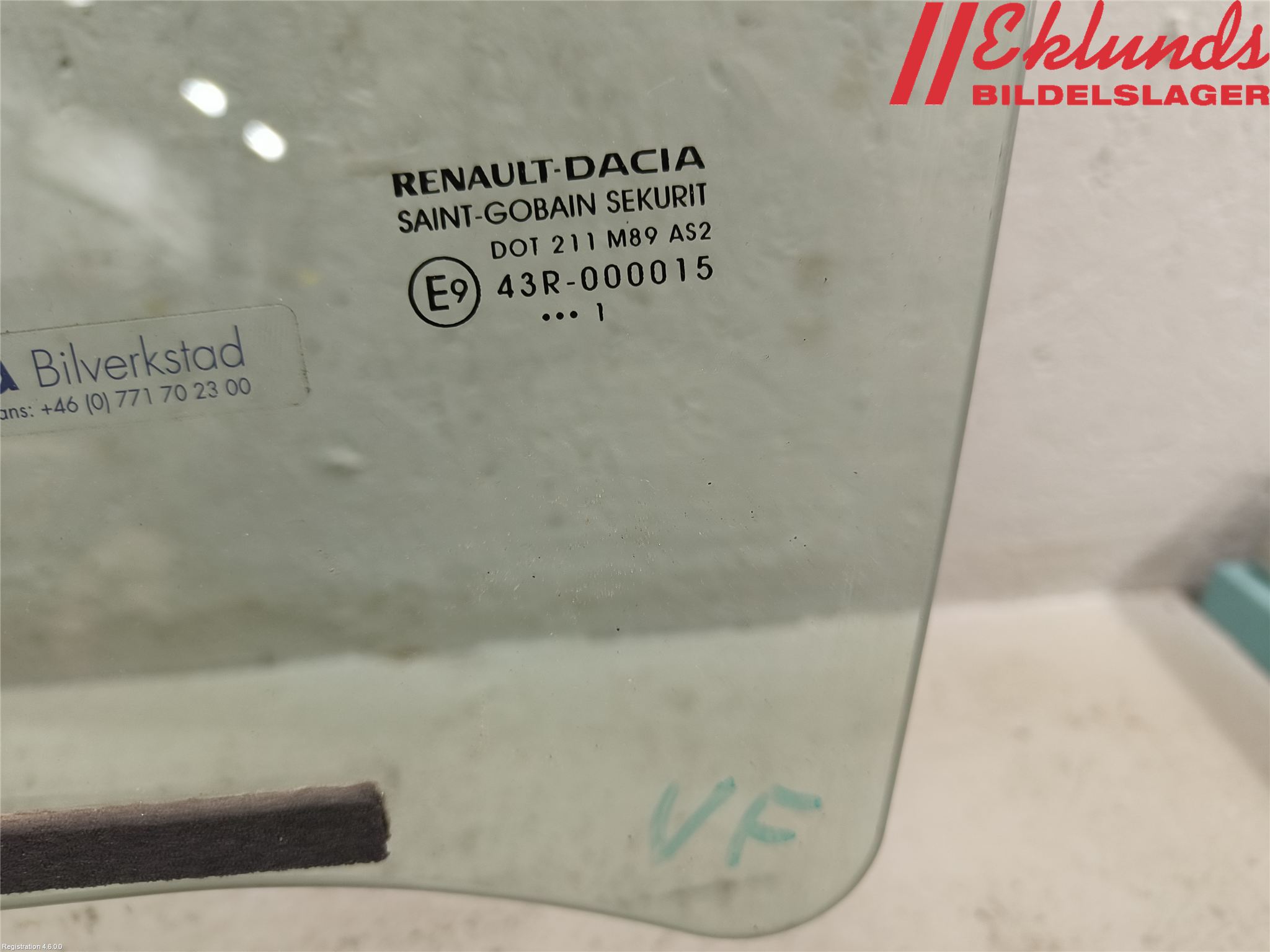 Renault EXPRESS 21- Dörruta Fram Vänster