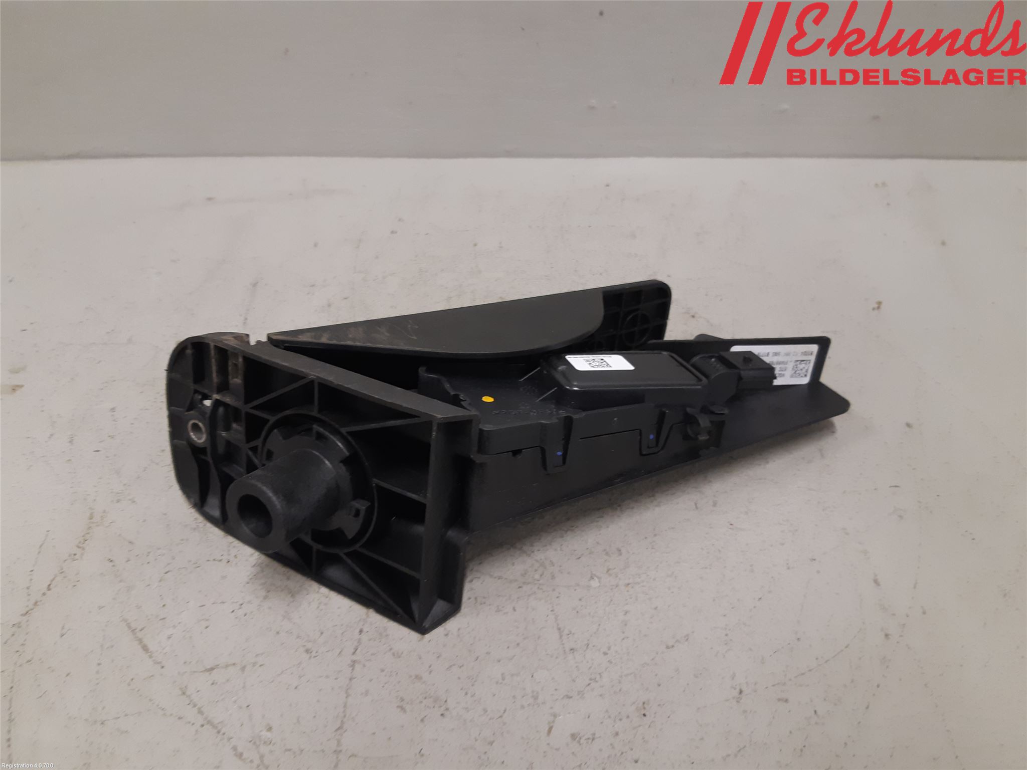 Volvo V90 17->> Gaspedal