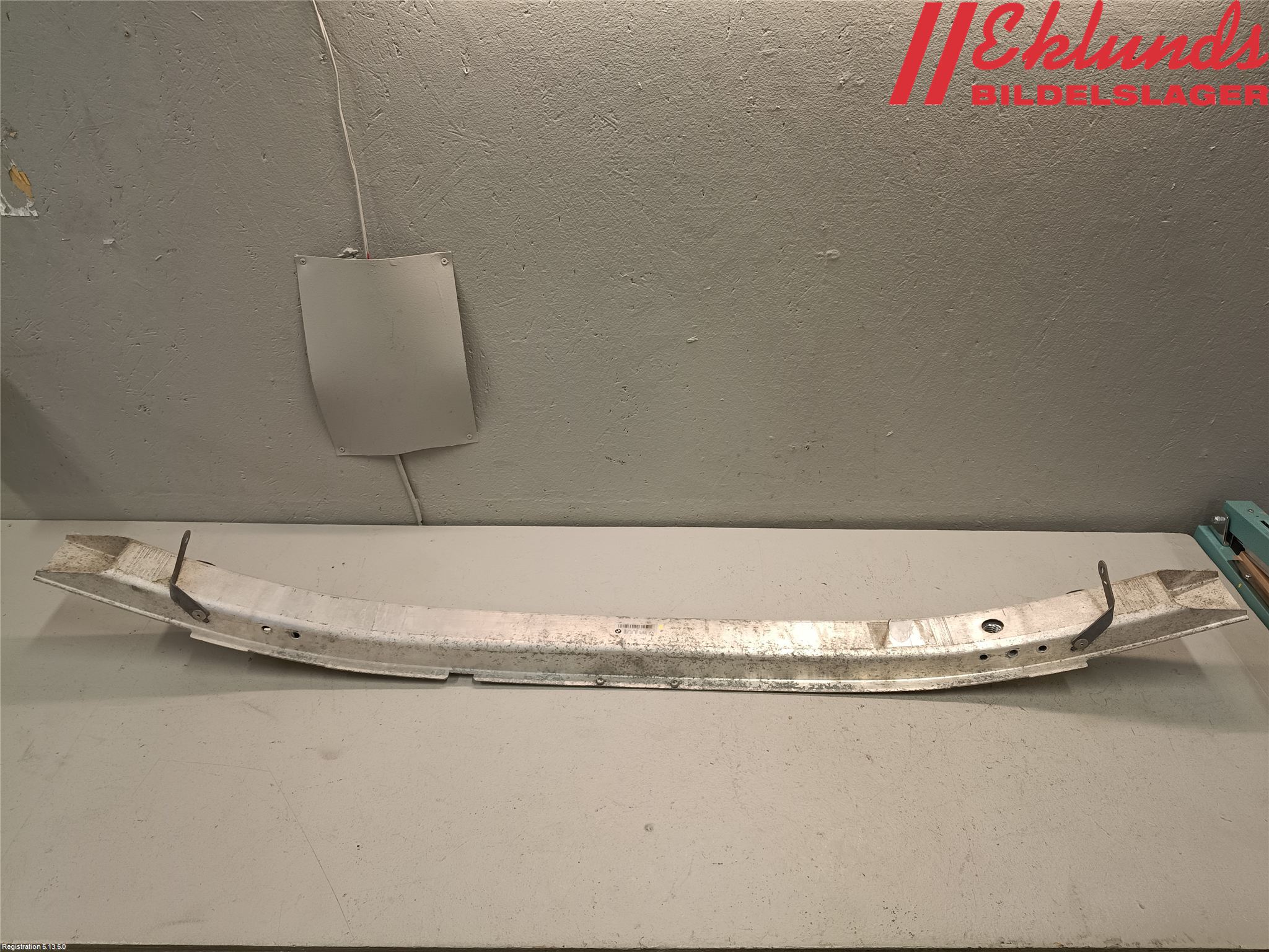 BMW 5 F10/F11/F18 09-17 Stötfångarbalk Fram