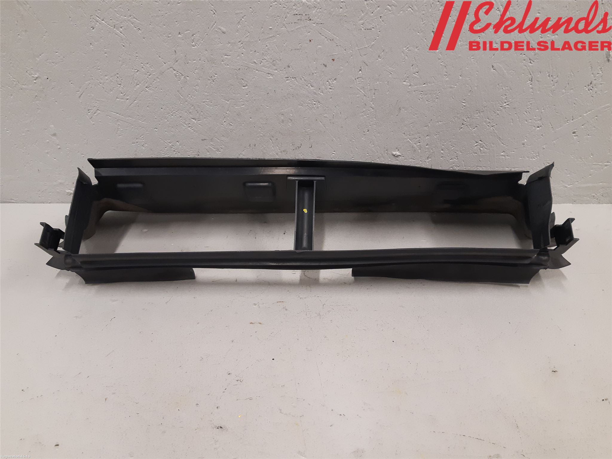 Ford FOCUS 11-14 Deflektor Plåt-Plast Kylning