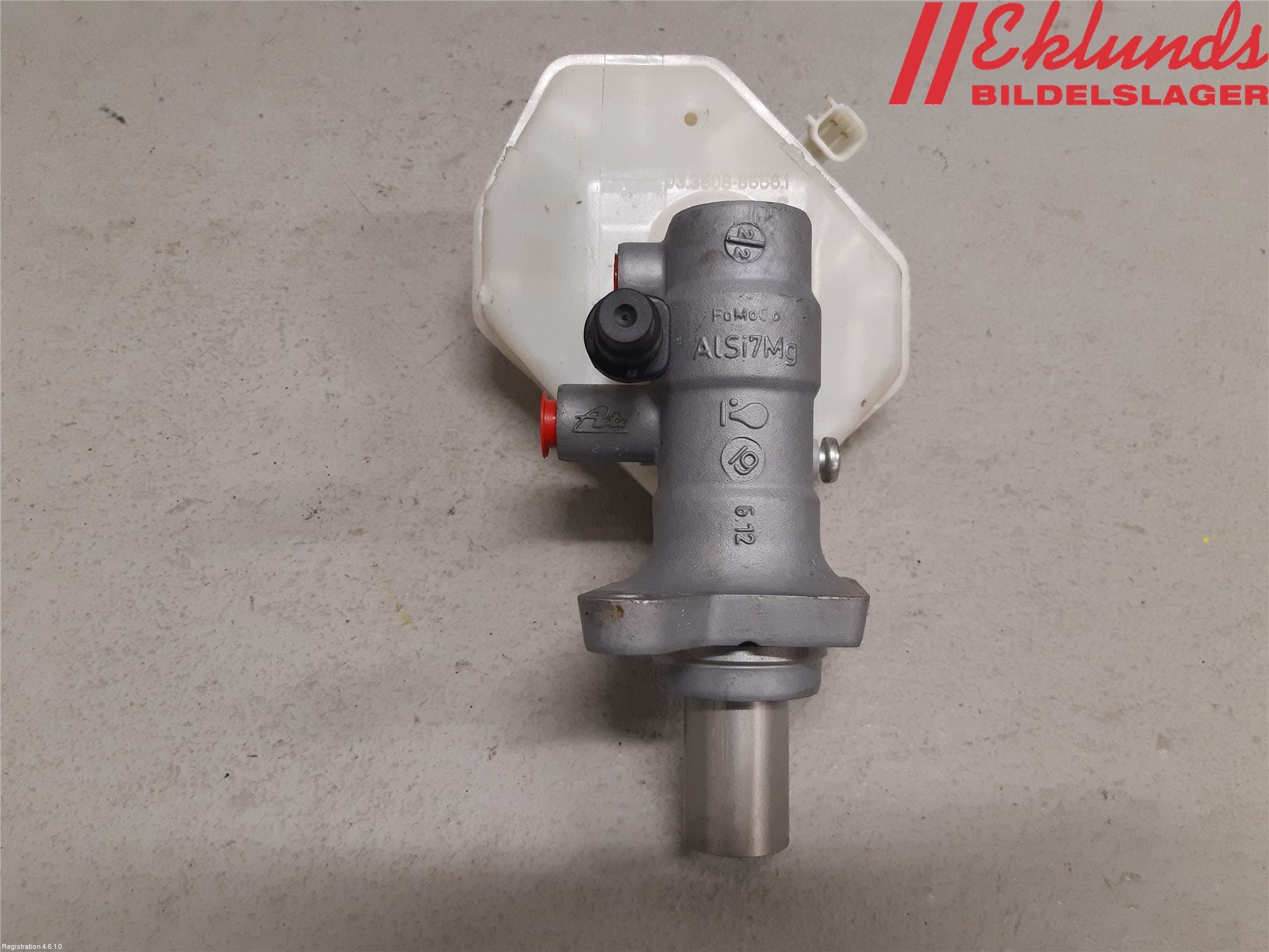 Volvo V70 08-13 Broms Huvudcylinder