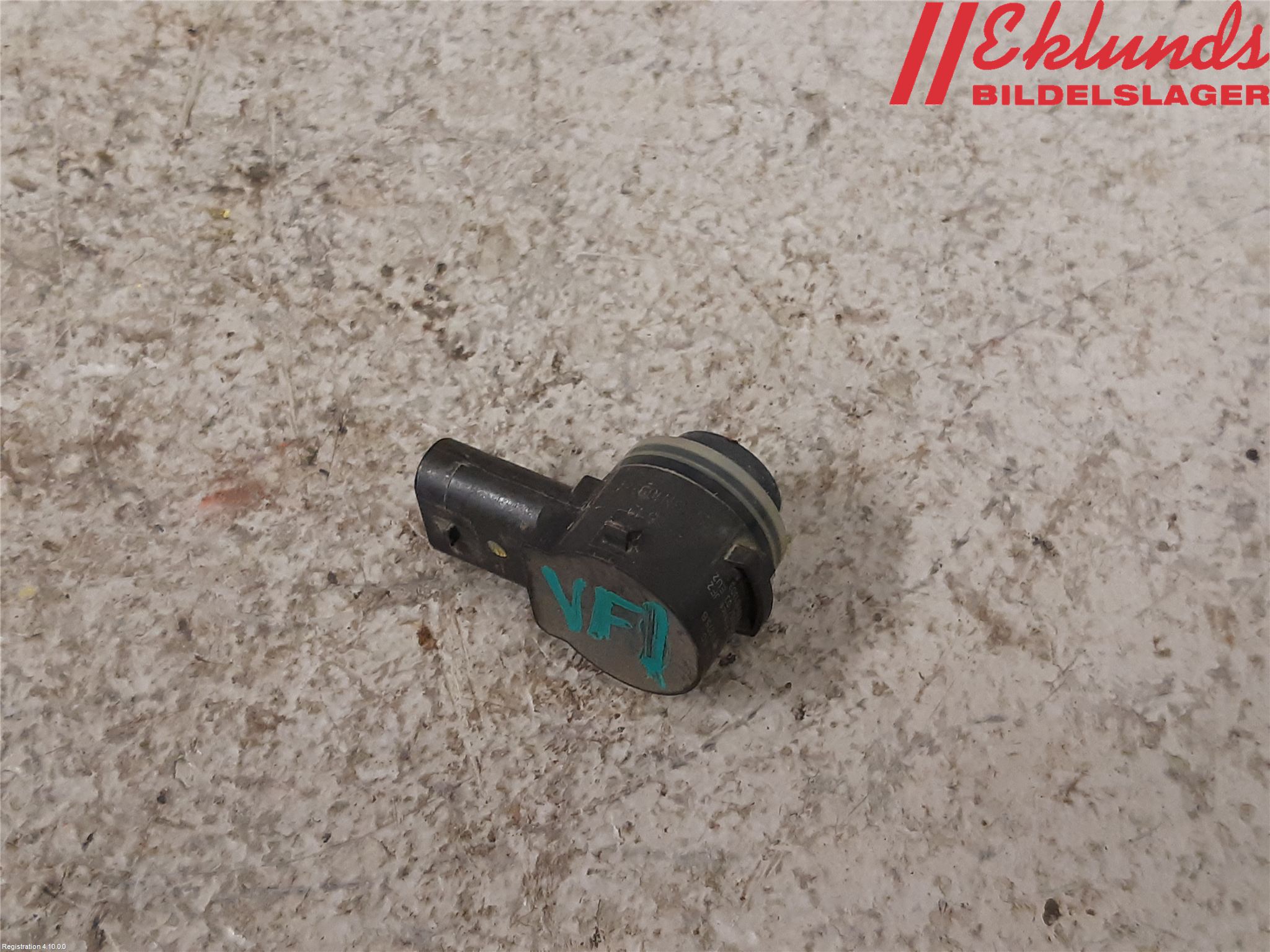 Skoda SUPERB 16-24 Parkeringshjälp Frontsensor