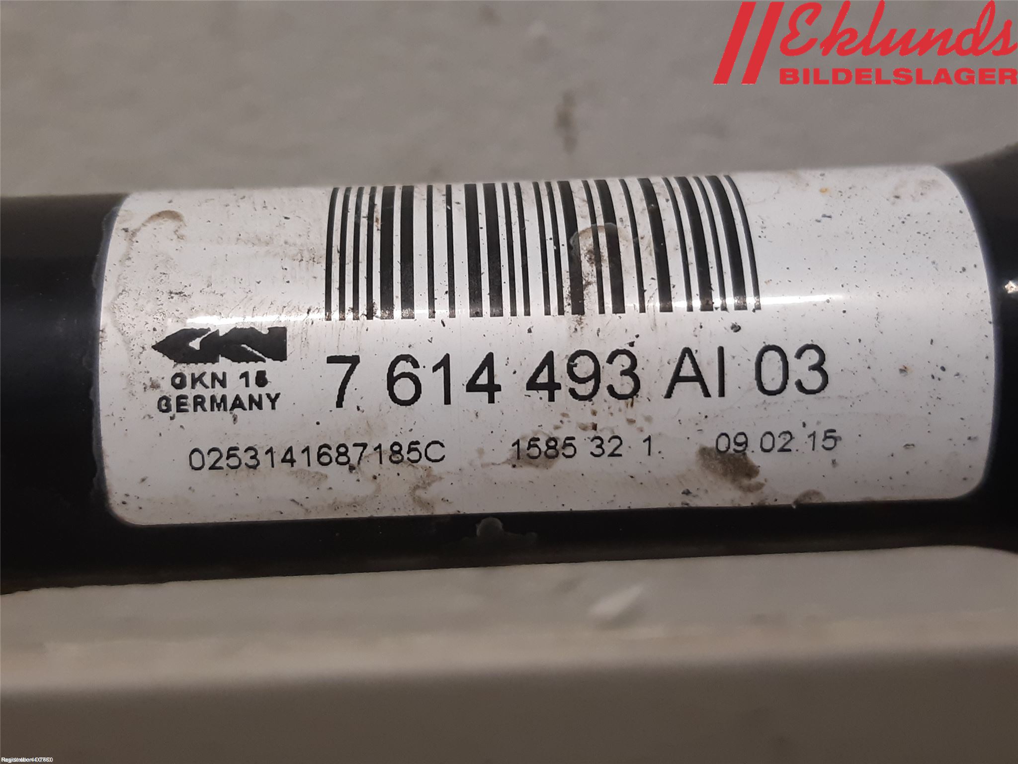 BMW X4 F26 14-18 Drivaxel Bak Vänster