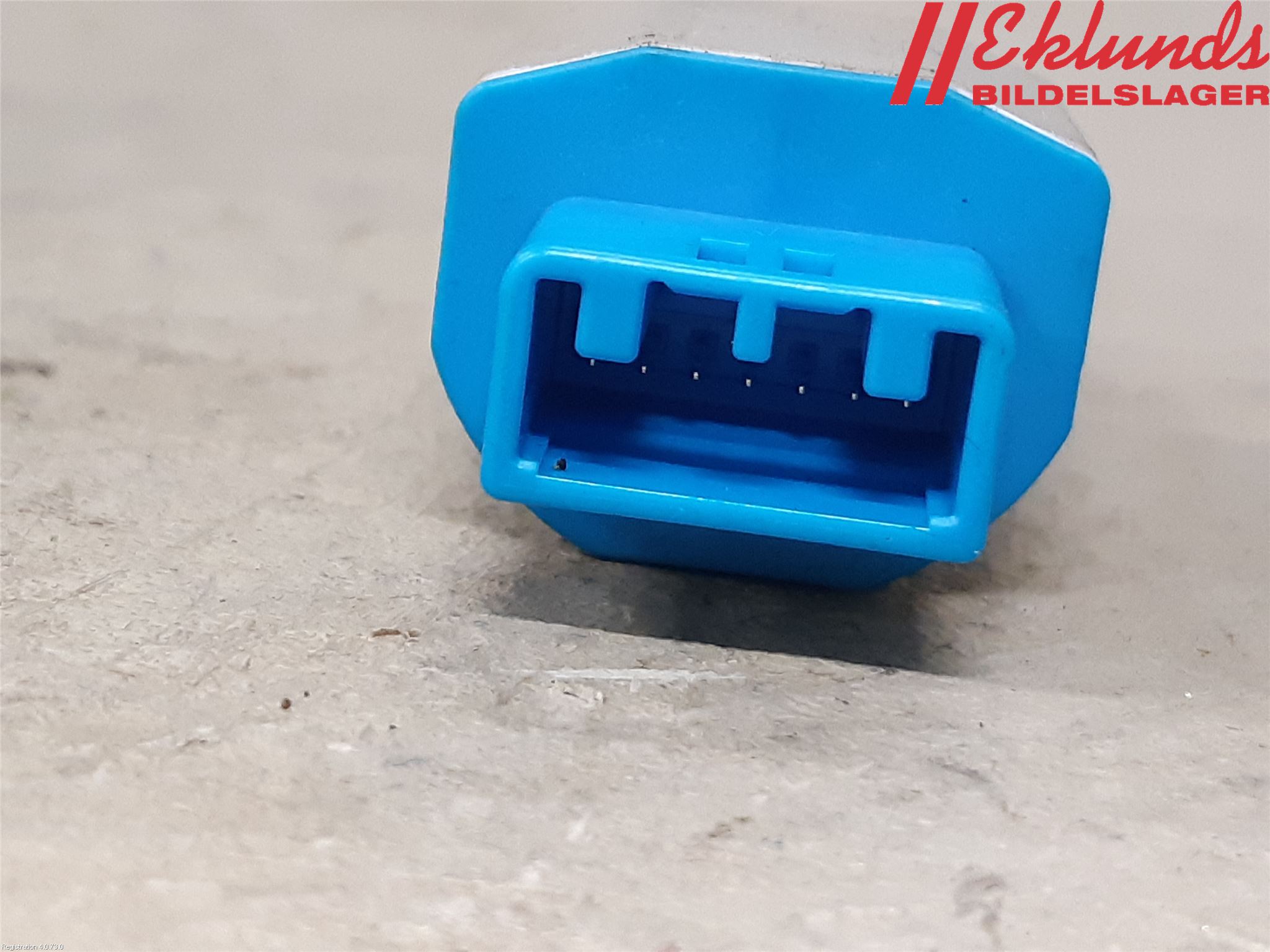 Toyota COROLLA 19- Bromsljuskontakt