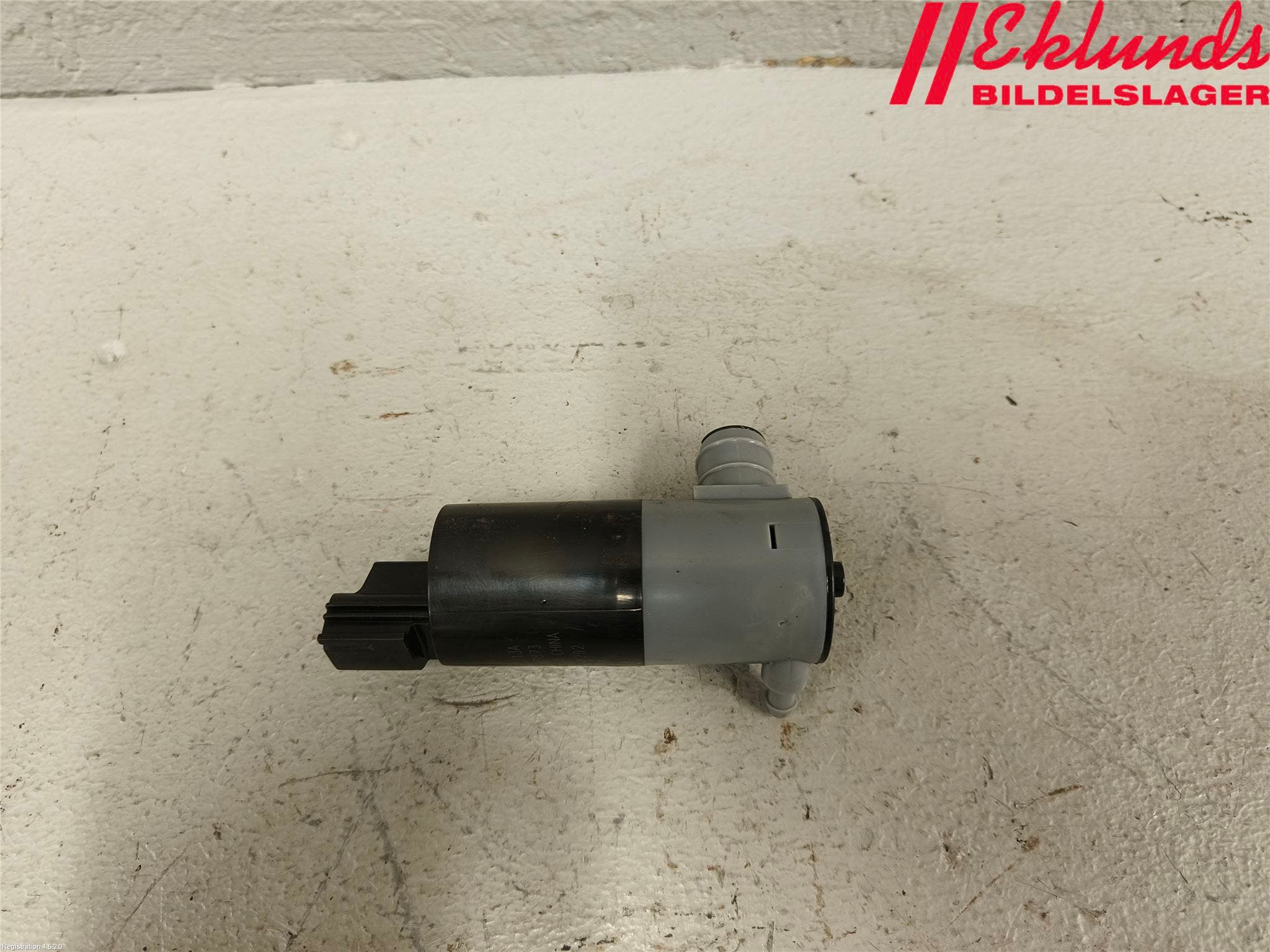 Volvo V40 12-19 Spolarpump Högtryck