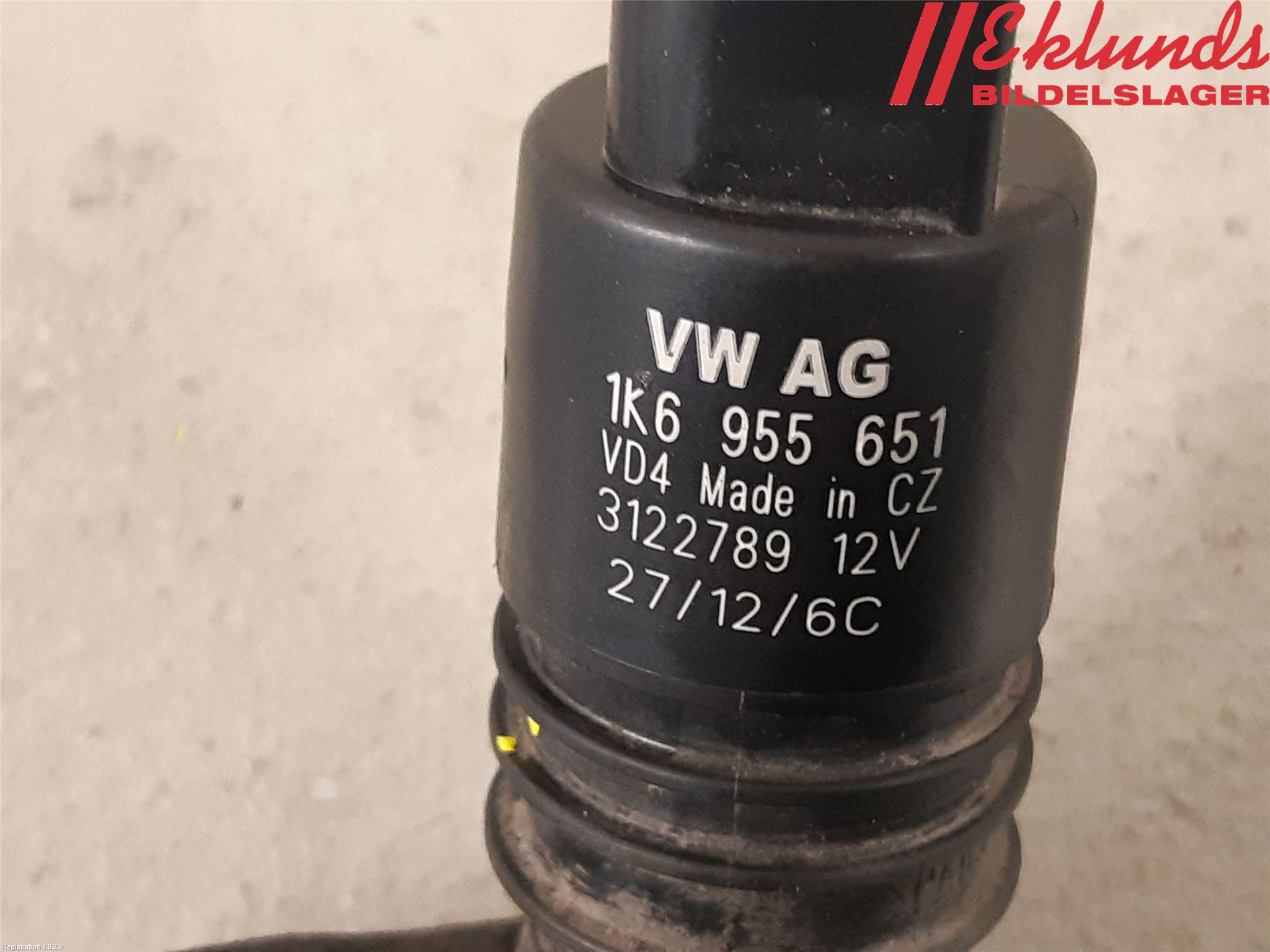 Volkswagen VW CADDY 11-15 Spolarpump Vindruta