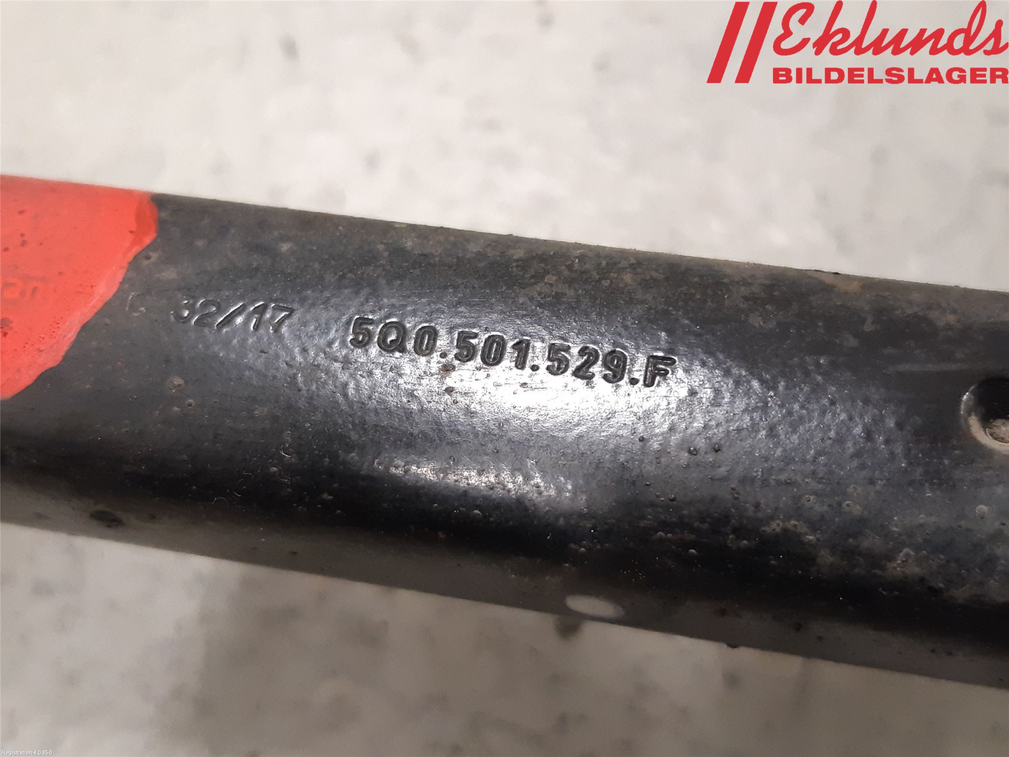 Volkswagen VW PASSAT 15-19 Bärarm Bak Vänster