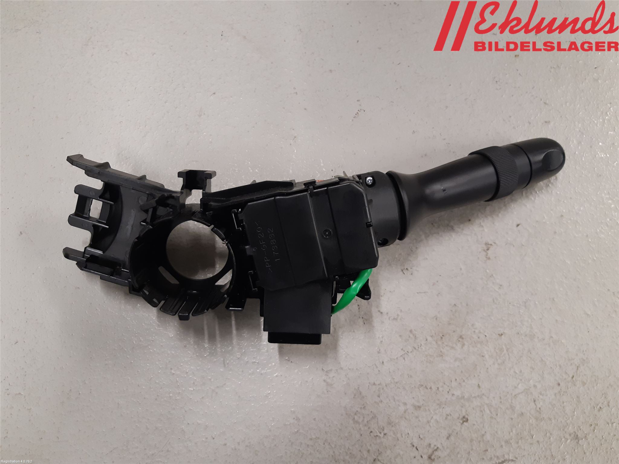Toyota AVENSIS 09-15 Spak Blinkers-Ljusomk