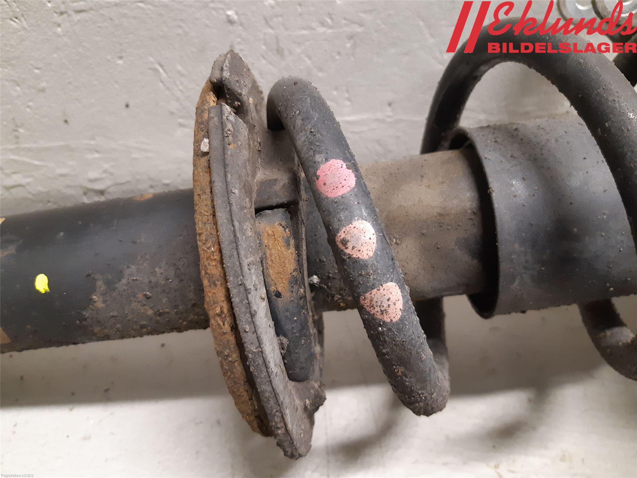 Audi A5 07-16 Fjäderben Fram Höger