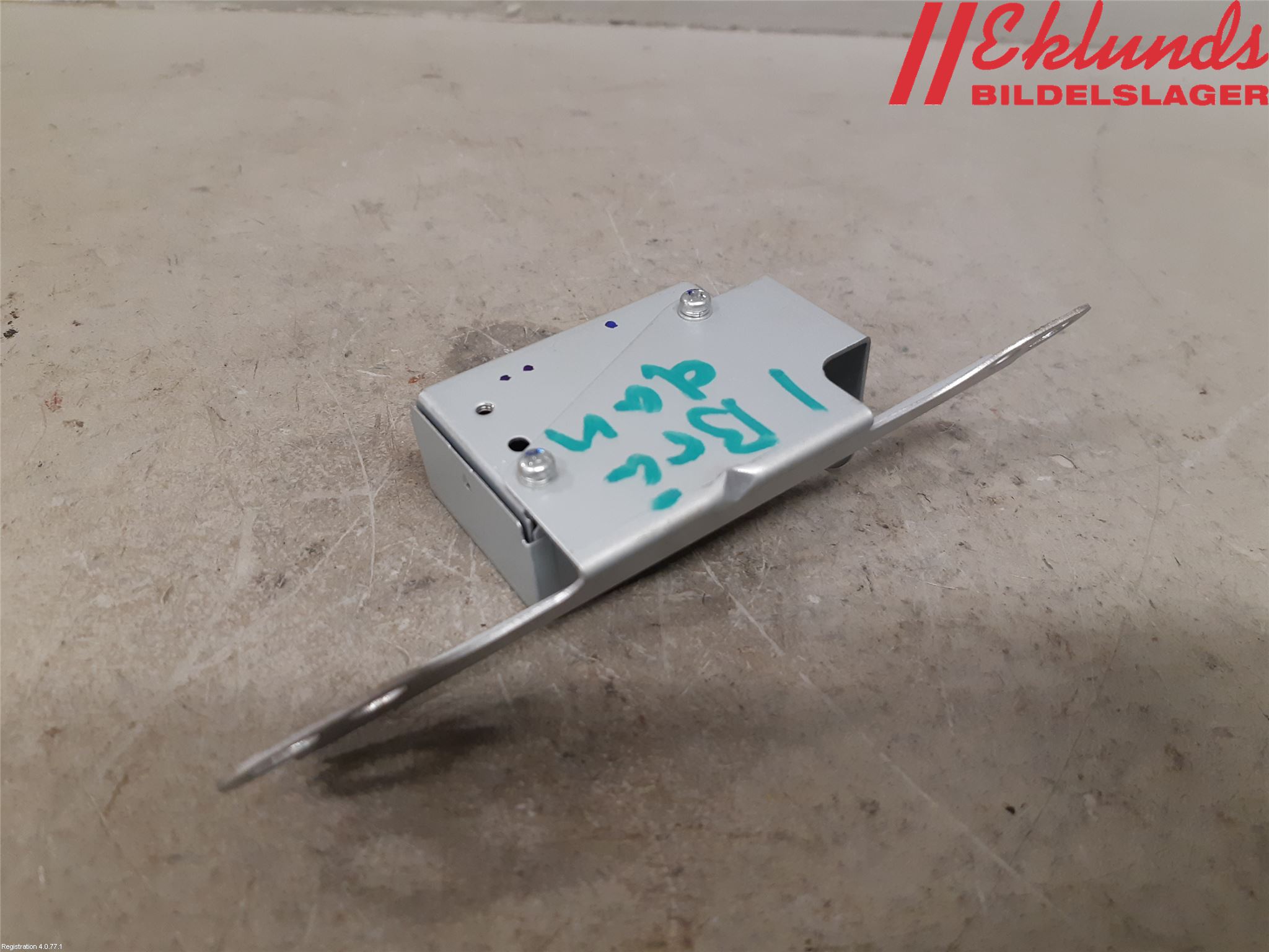 Toyota RAV4 19- Antennförstärkare