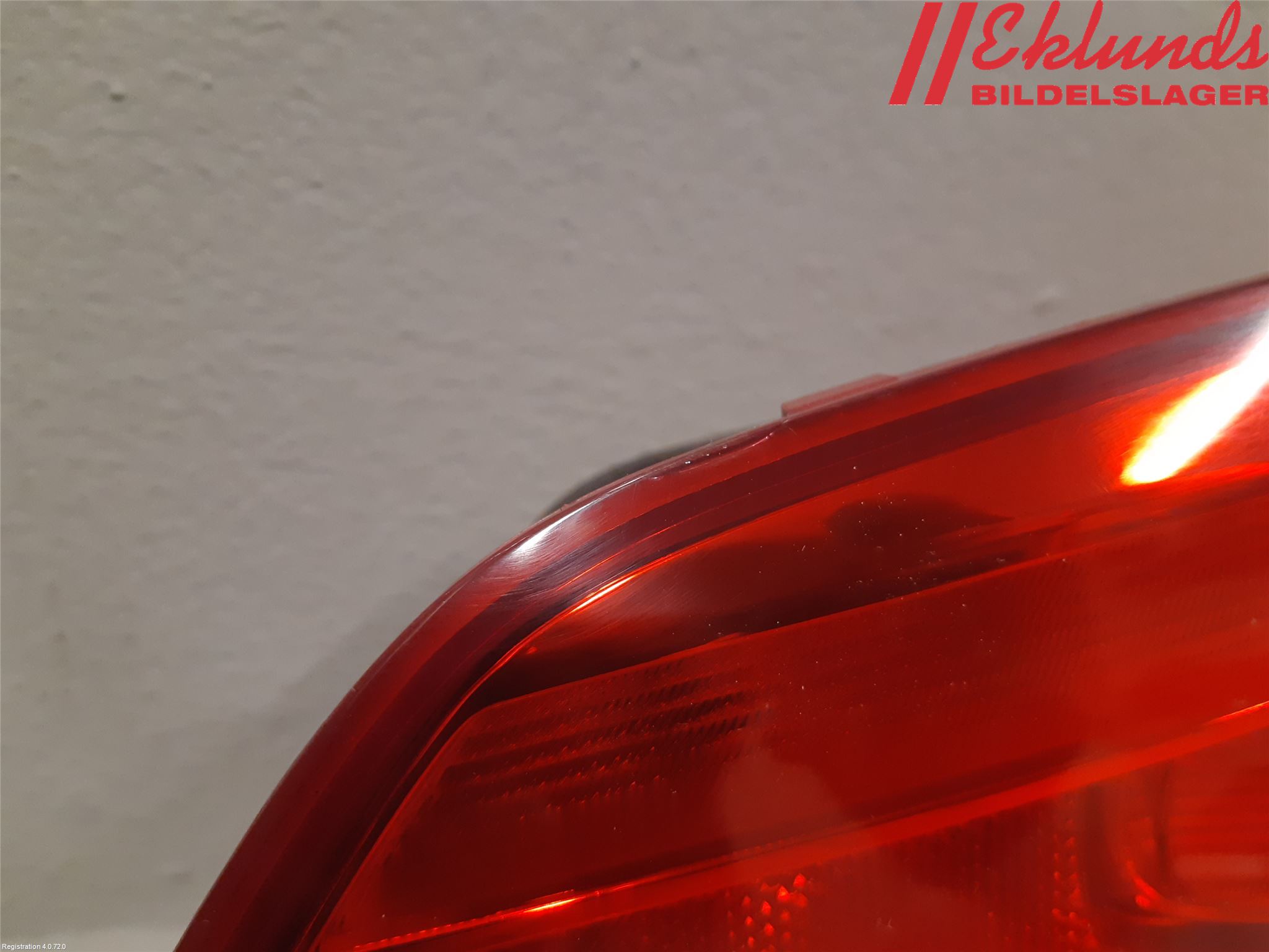 Volkswagen VW PASSAT 11-14 Bakljus Lucka Hö