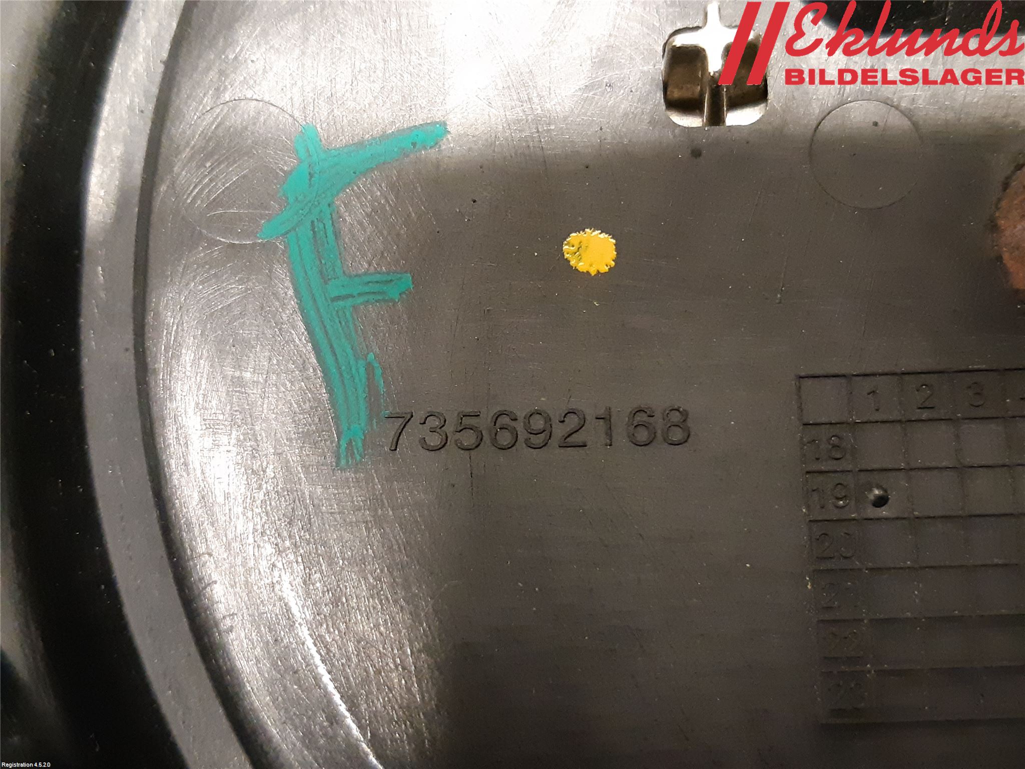 Fiat 500X 15- Emblem