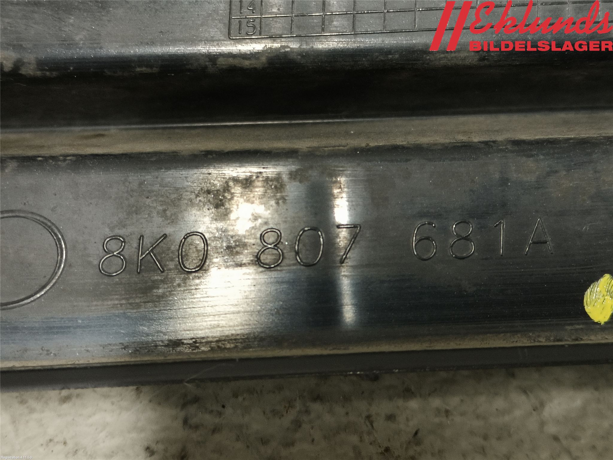 Audi A4/S4 08-11 Dimljussarg Fram