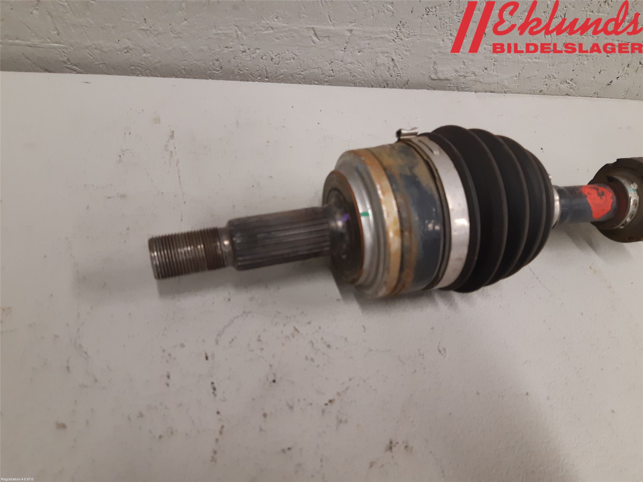 Toyota C-HR 16-23 Drivaxel Fram Vänster