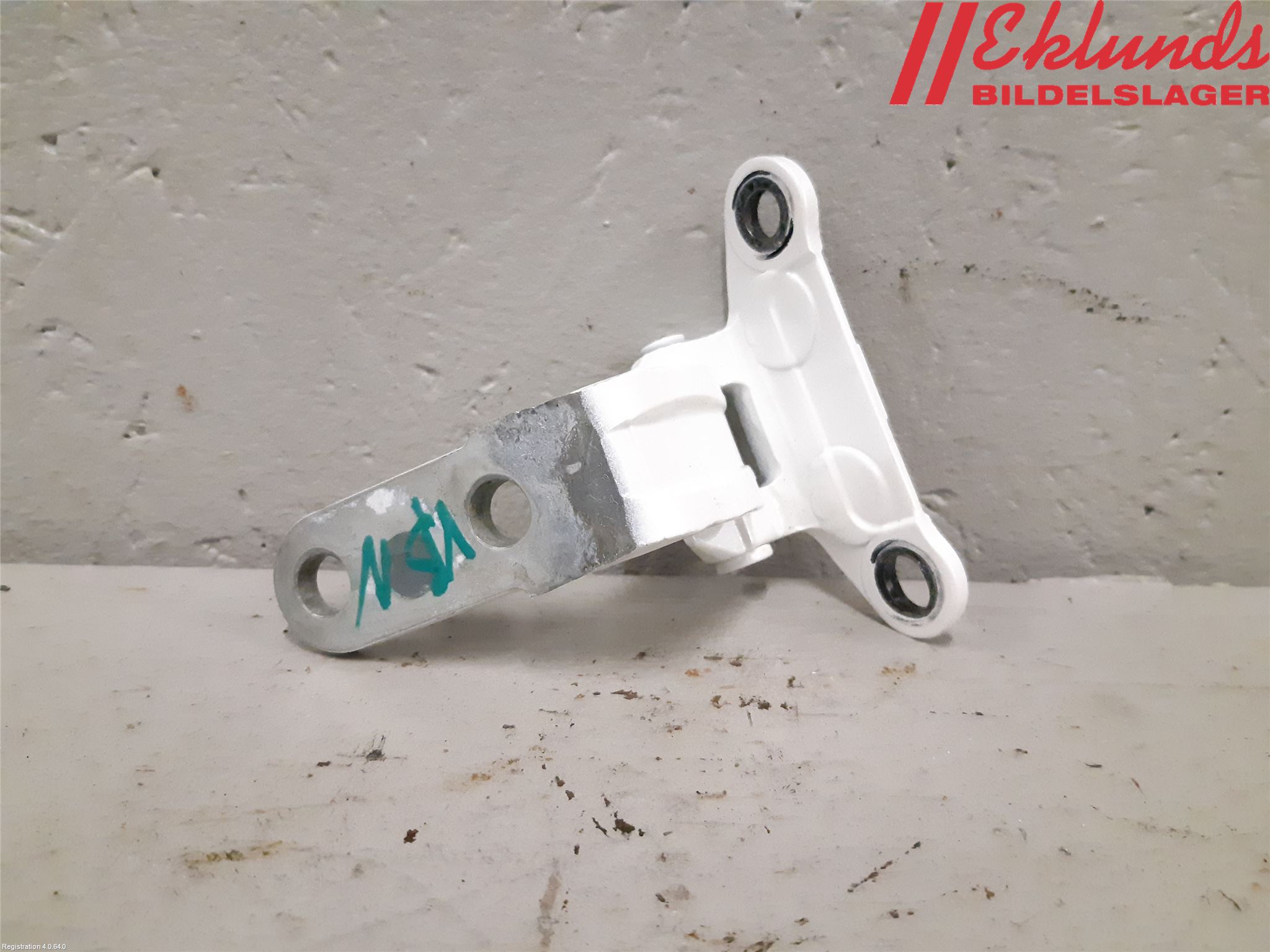 Lexus UX/300e 19- Dörrgångjärn