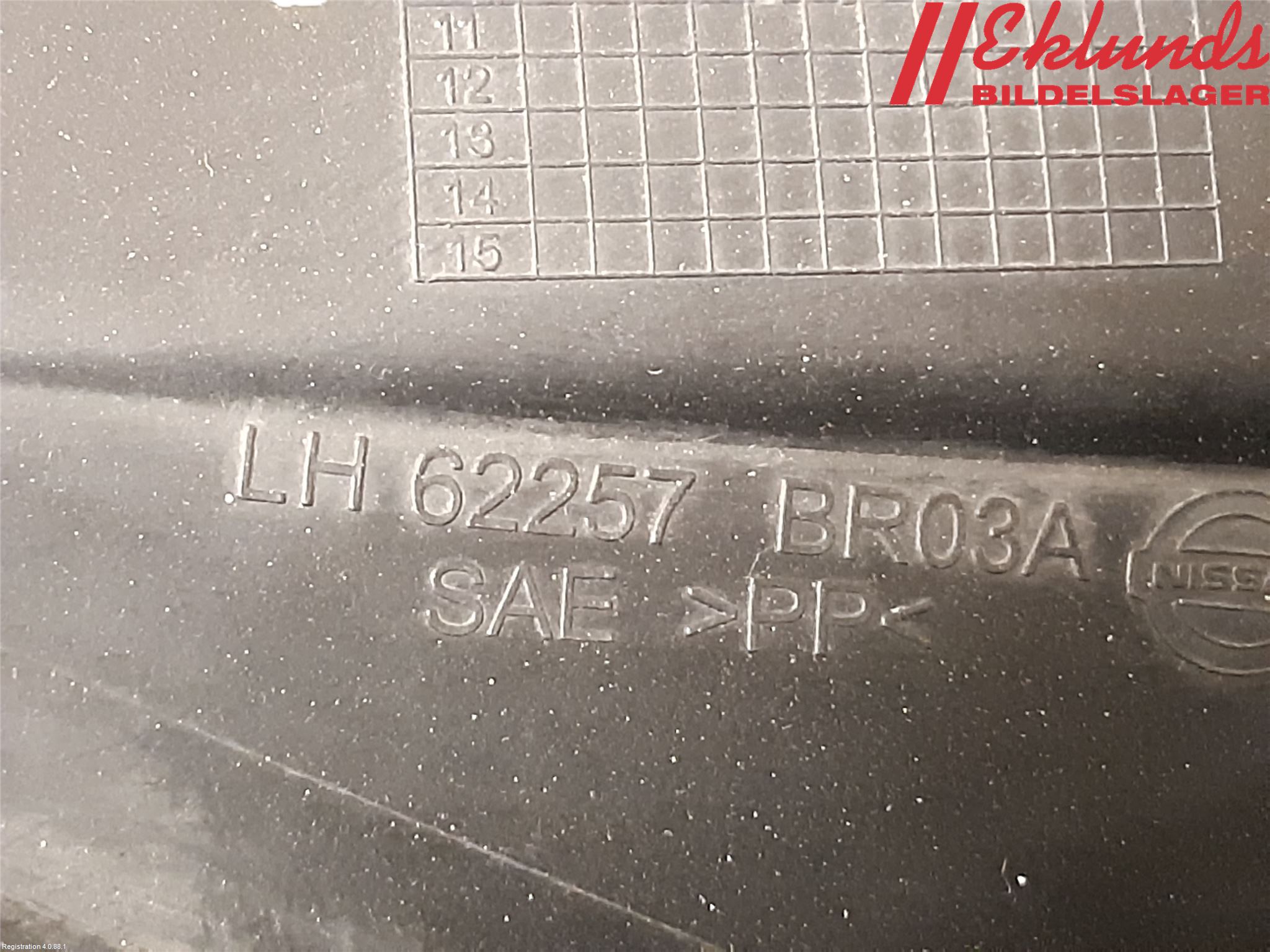 Nissan QASHQAI 10-14 Dimljussarg Fram