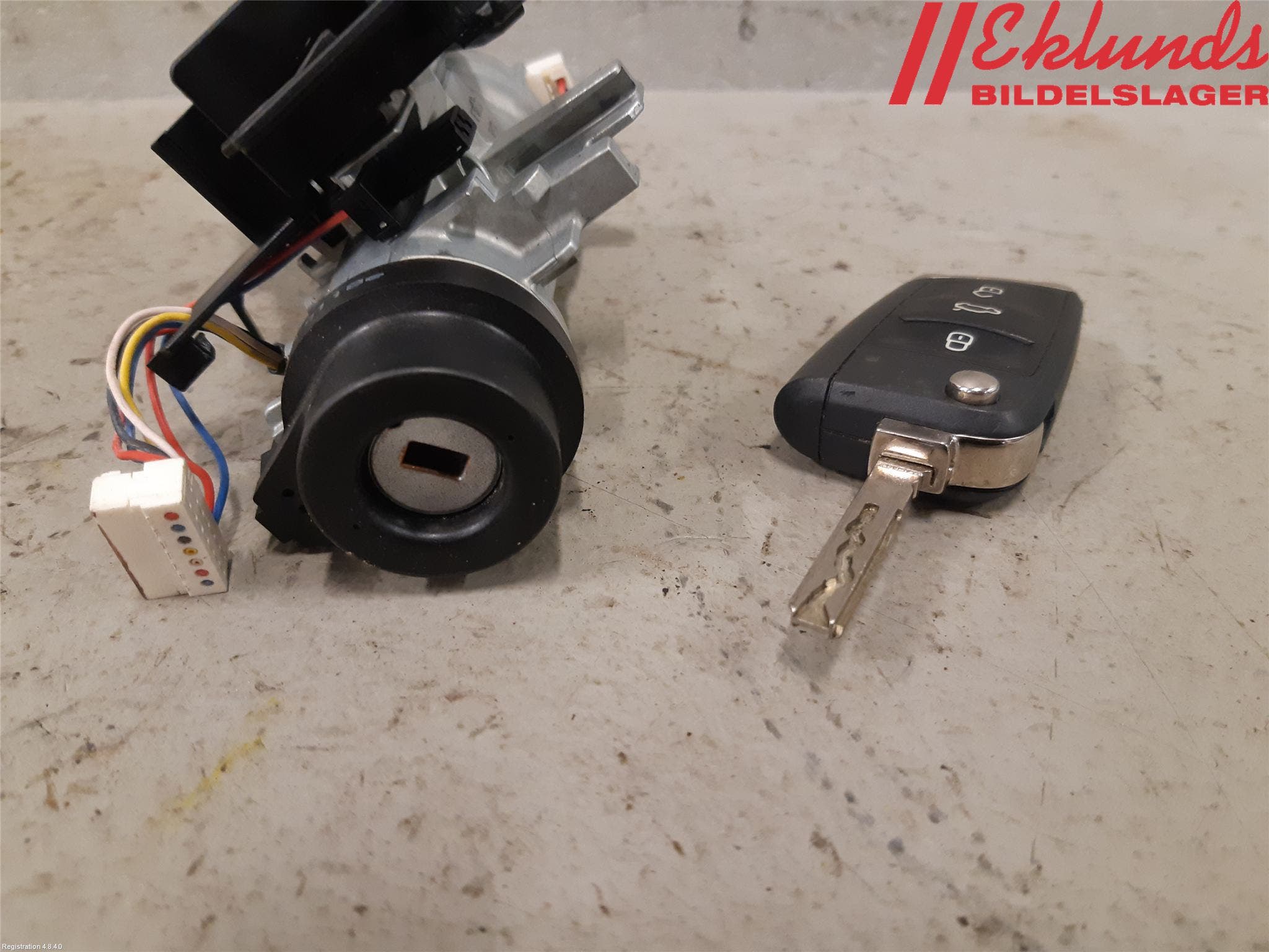 Volkswagen VW TIGUAN 16-24 Rattlås-Tändlås Elektrisk