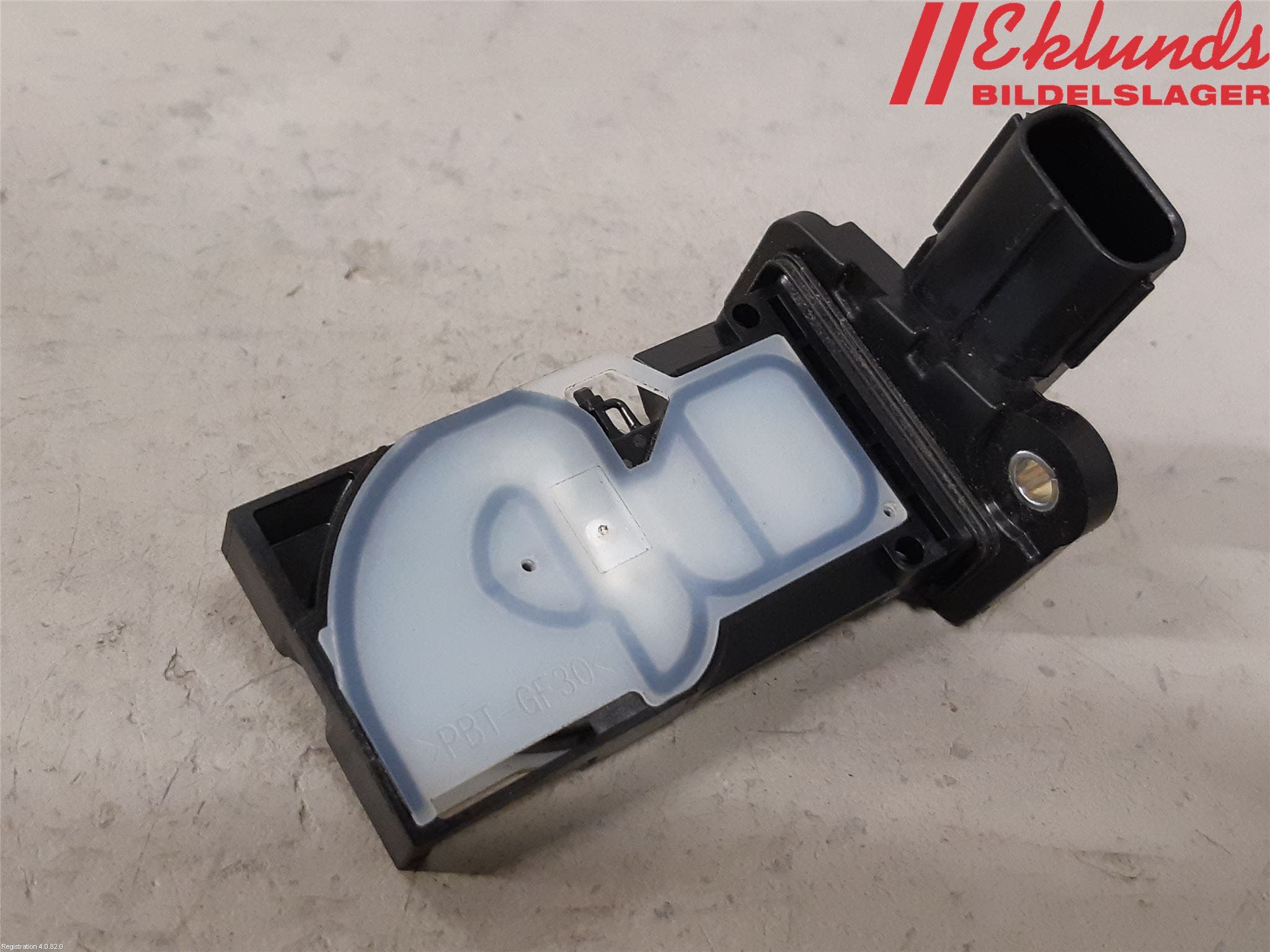 Toyota YARIS CROSS XP21 21- Injluftmassamätare