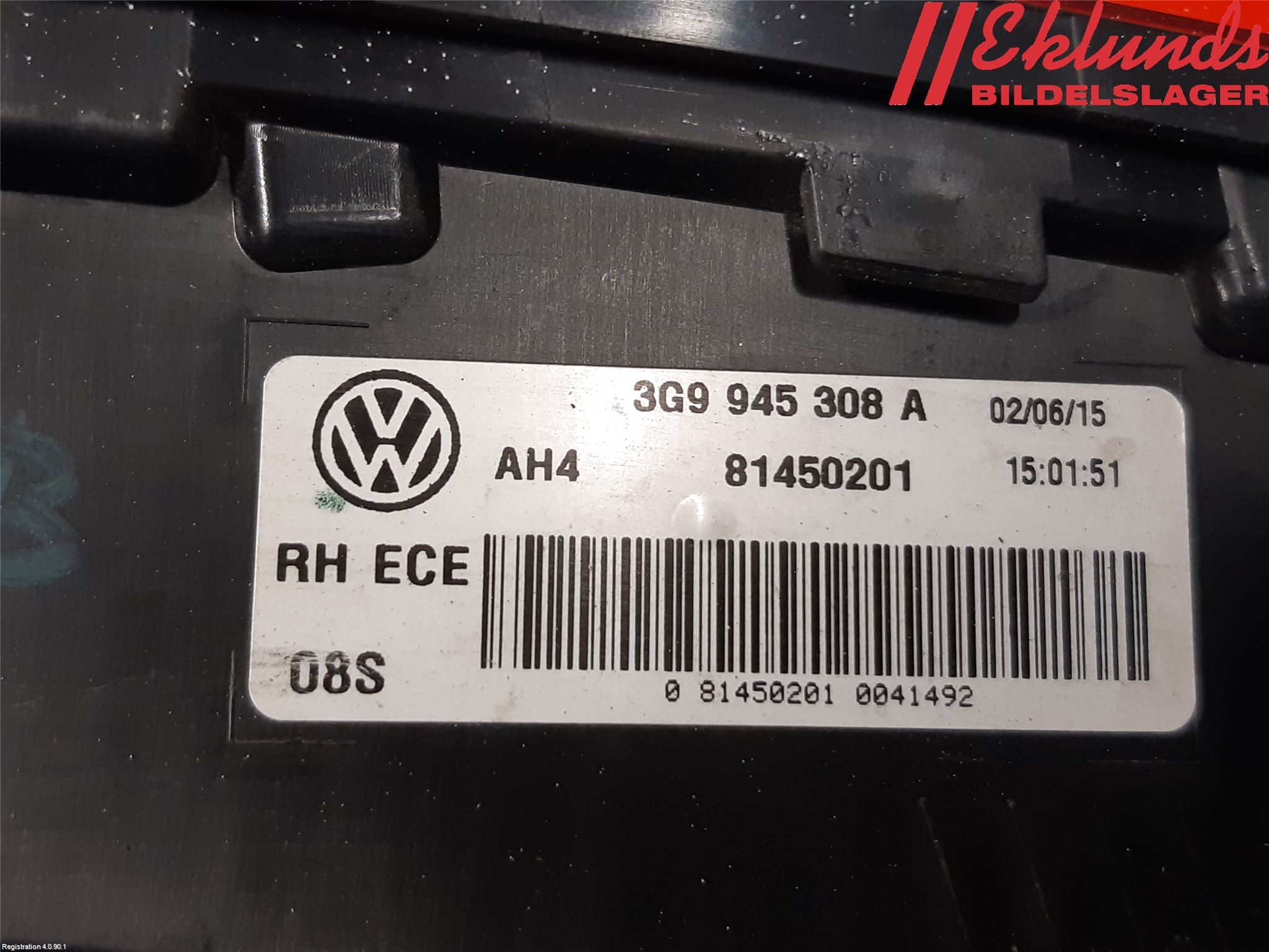 Volkswagen VW PASSAT 15-19 Bakljus Lucka Hö