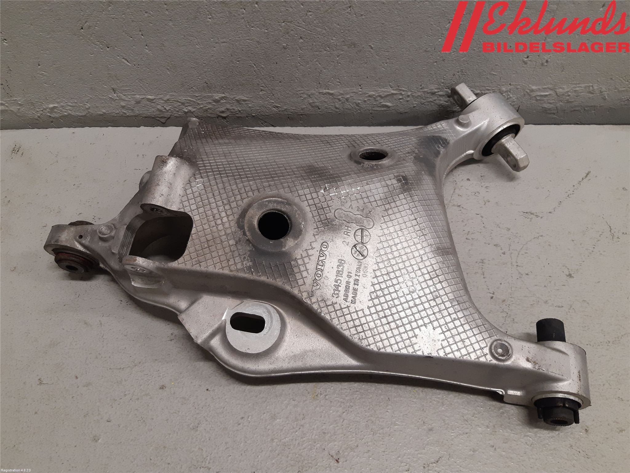 Volvo XC90/RECHARGE 16- Bärarm Bak Höger