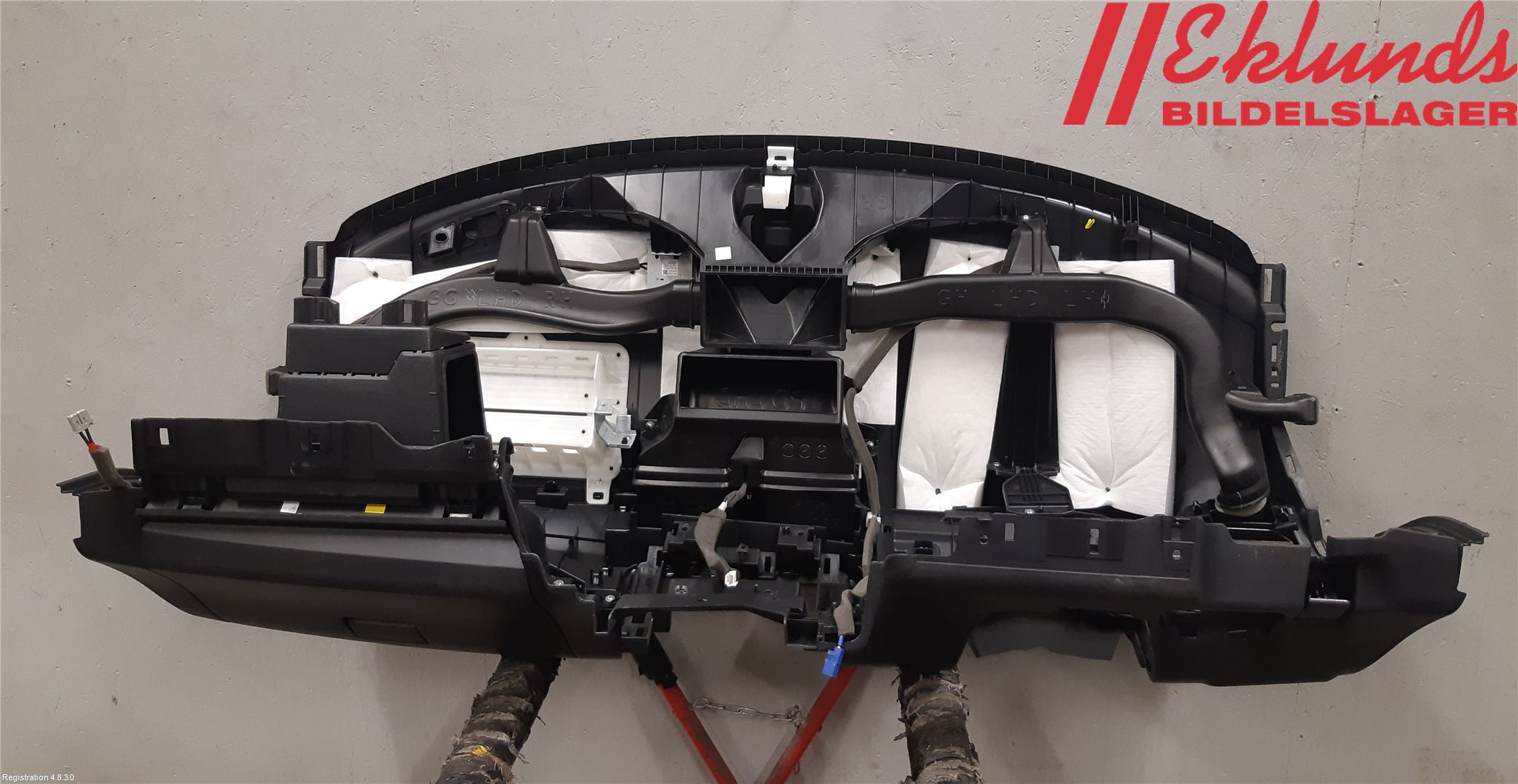 Nissan LEAF 18- Instrumentbräda