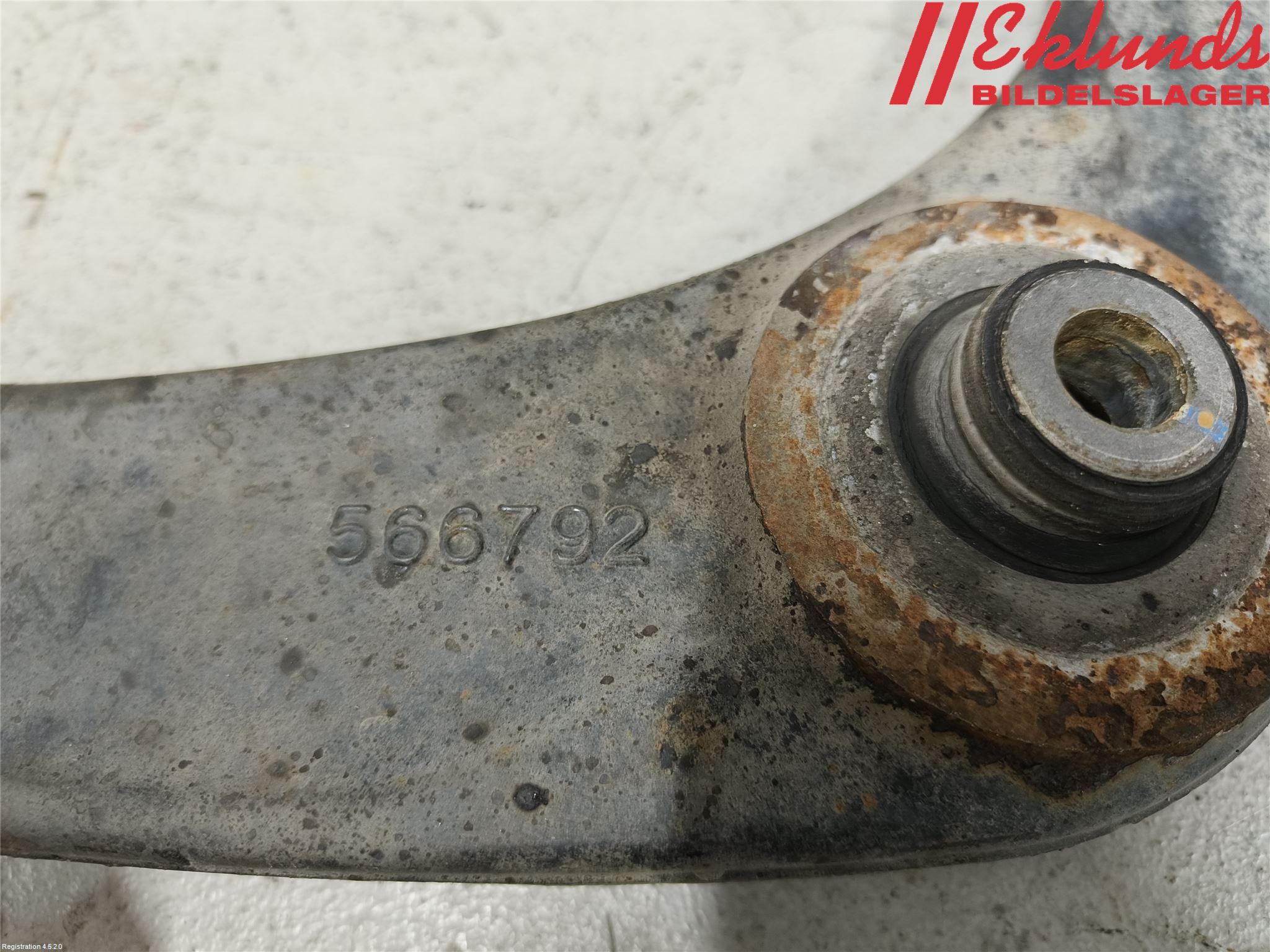 Peugeot PARTNER 16-18 Bärarm Fram Undre Hö