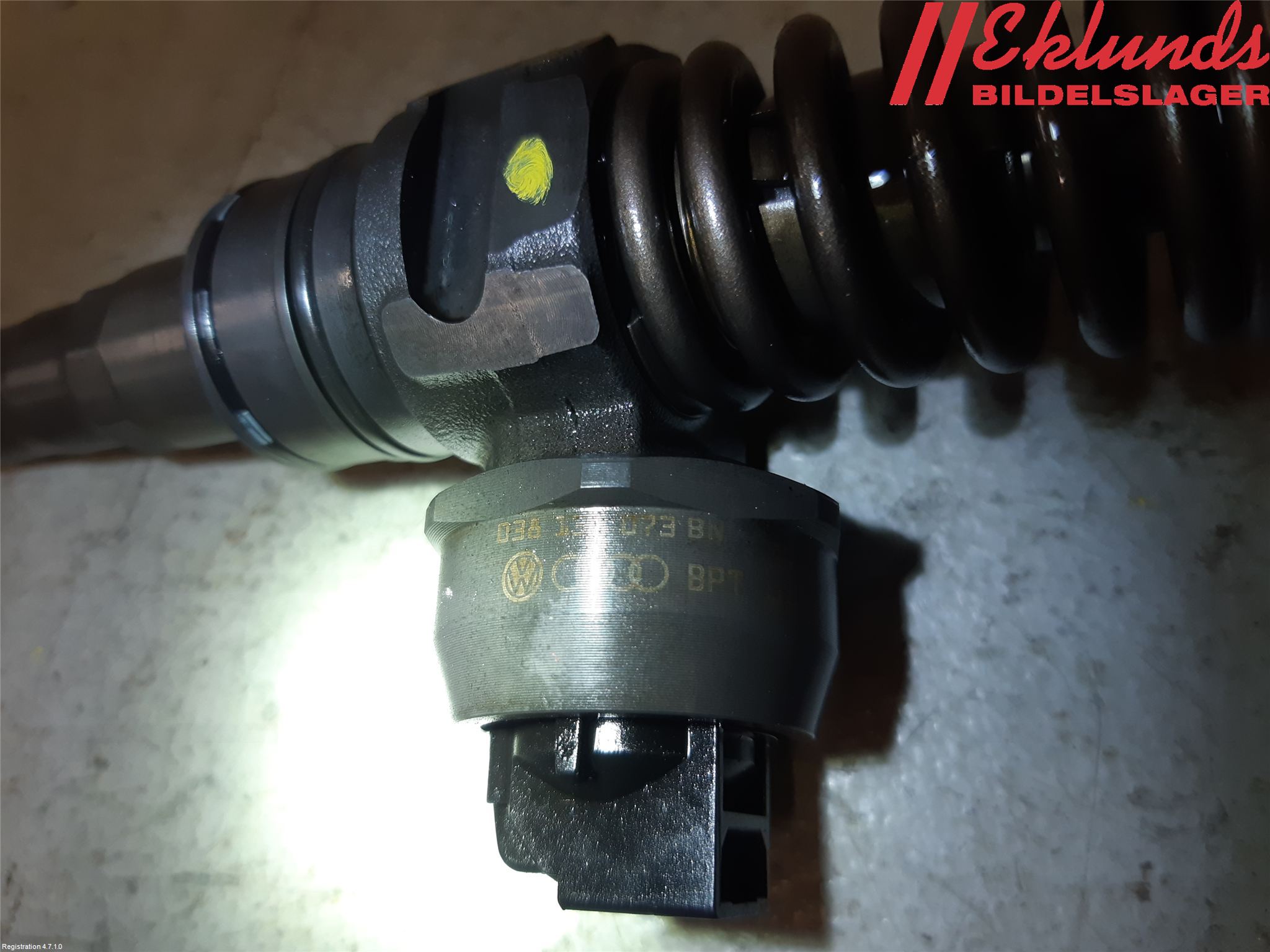 Volkswagen VW CADDY      04-10 Injspridare