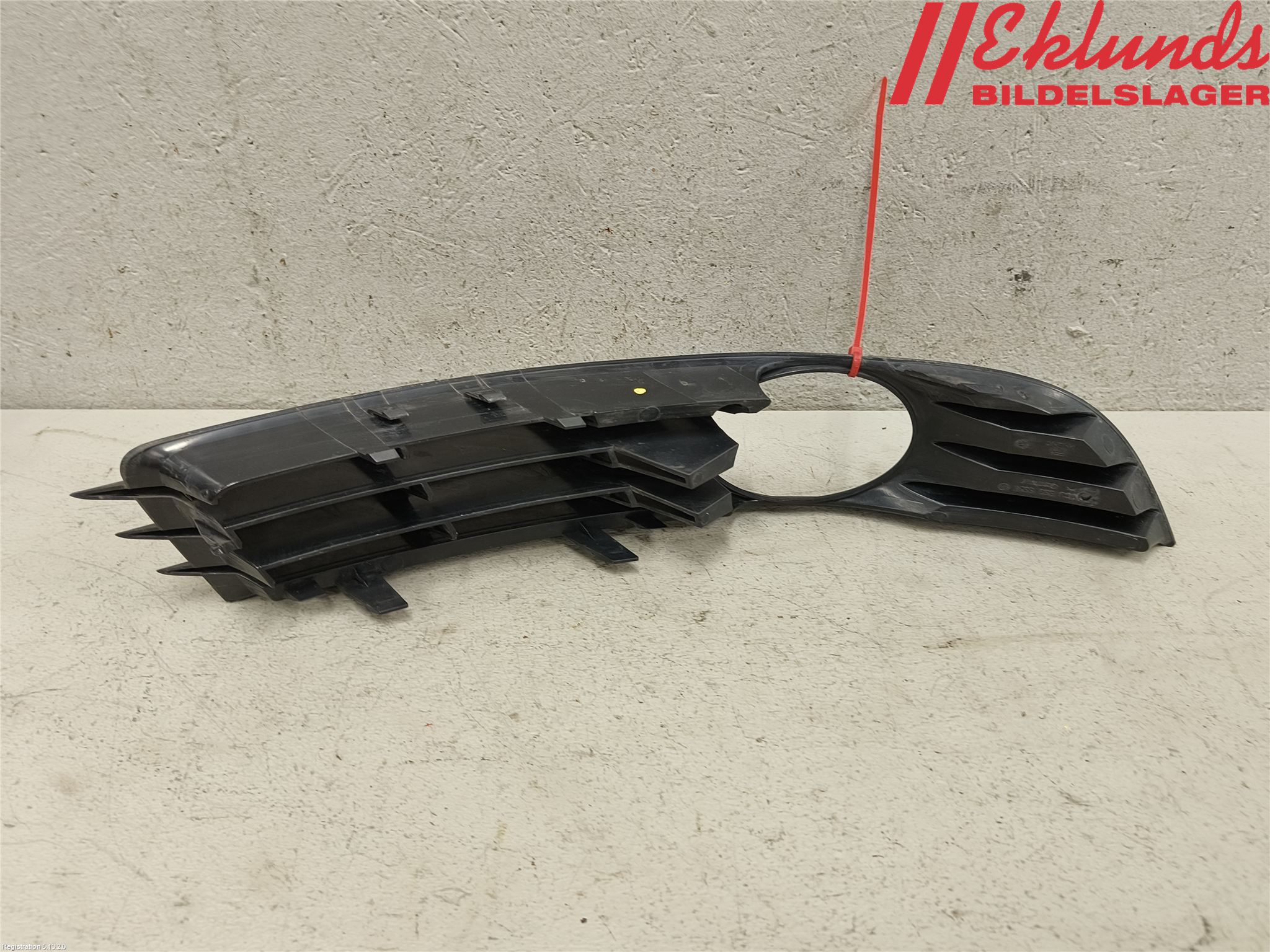 Volkswagen VW PASSAT 05-11 Dimljussarg Fram
