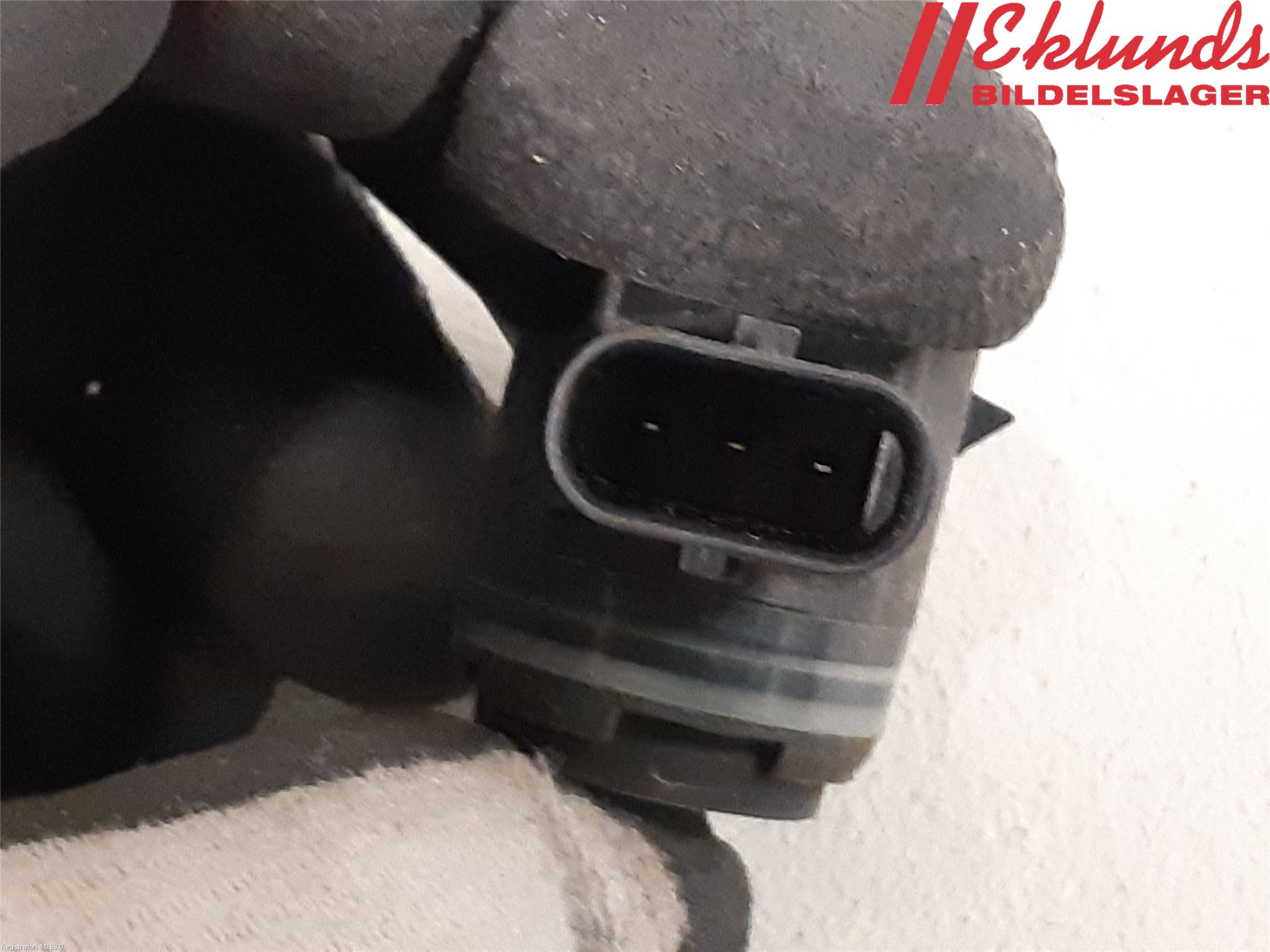 Volkswagen VW PASSAT 15-19 Parkeringshjälp Frontsensor